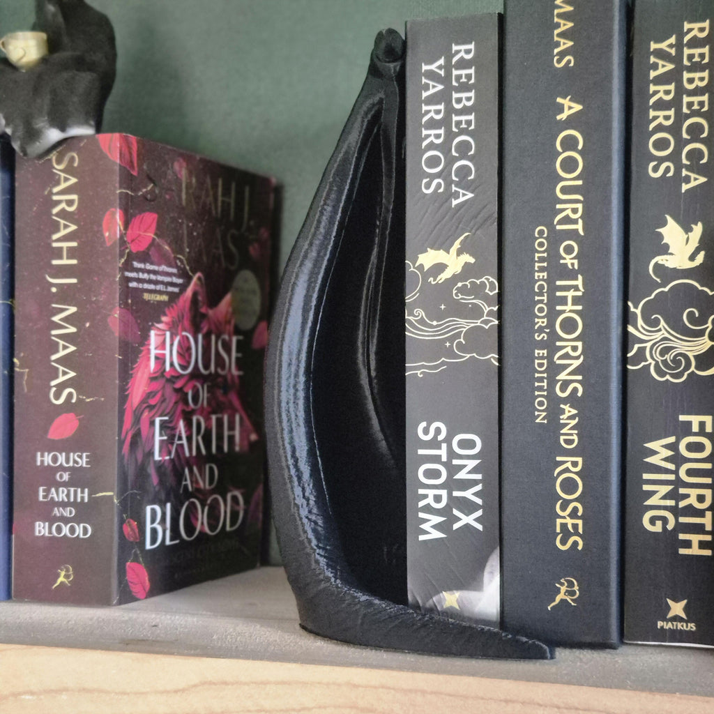 Black Dragon Head and wings Book ends - Fantasy Set forthwing onyxstorm decor gift