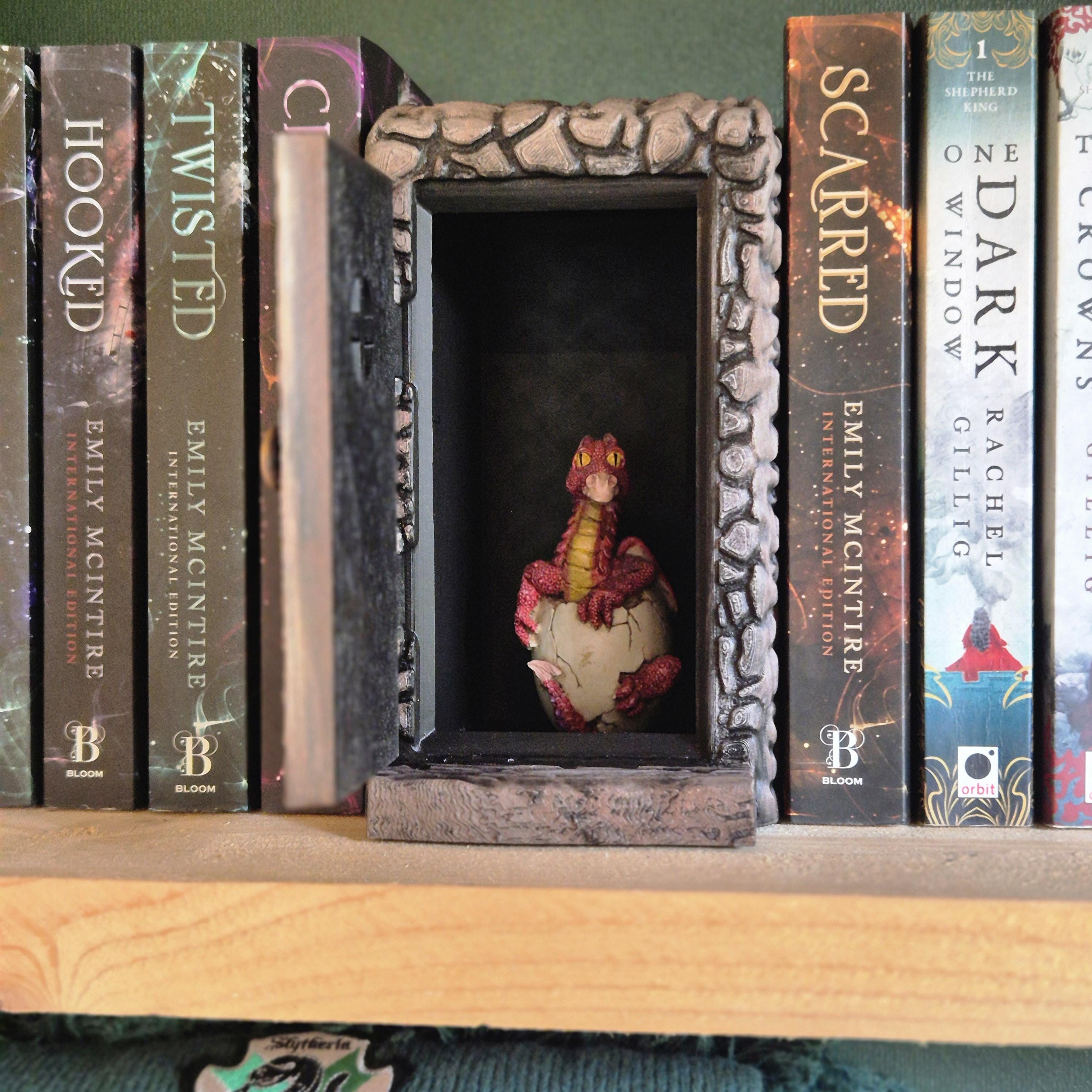 Secret Door Book Nook – Hidden Bookshelf Insert | Fantasy Door with Dragon Surprise | Dark Academia & Gothic Decor