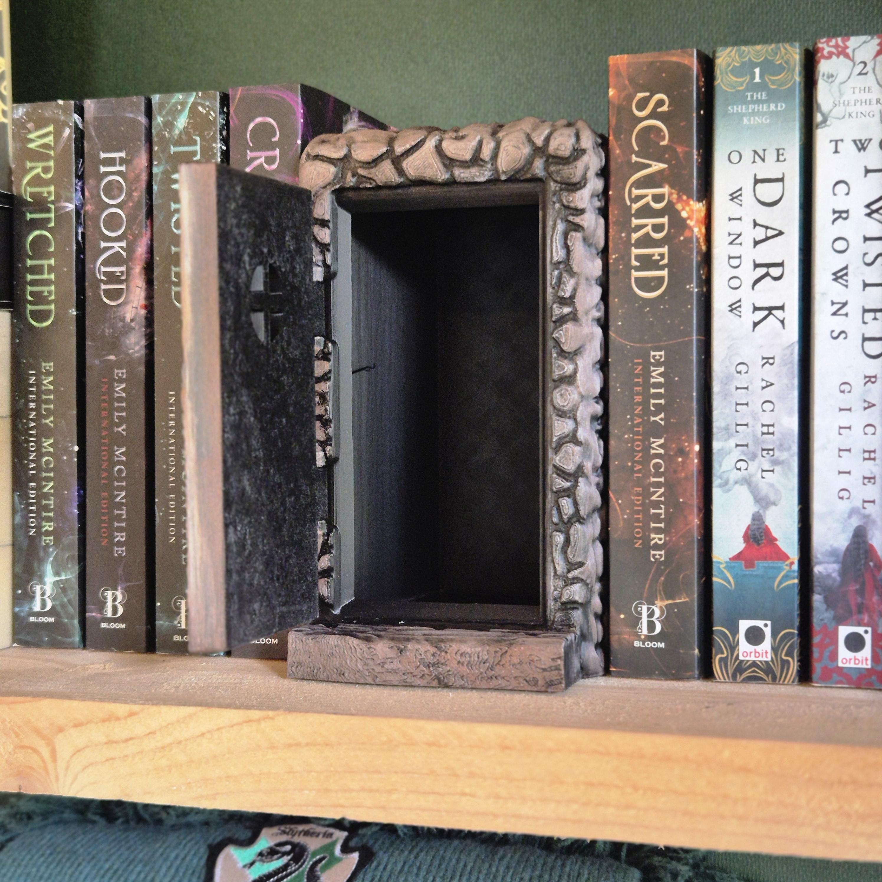 Secret Door Book Nook – Hidden Bookshelf Insert | Fantasy Door with Dragon Surprise | Dark Academia & Gothic Decor
