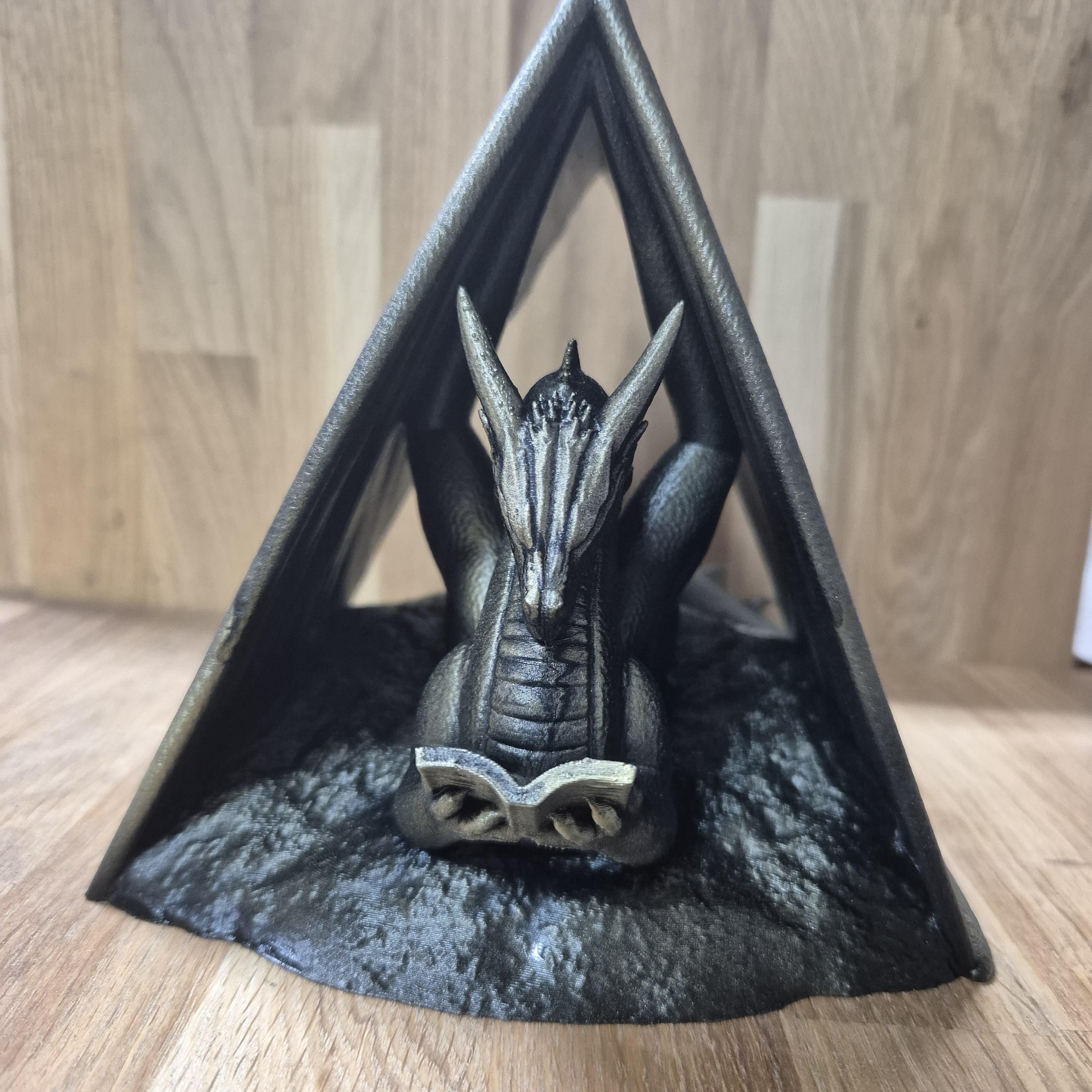 Book holder dragon - fantasy bookshelf decor onyxstorm forthwing lover gift