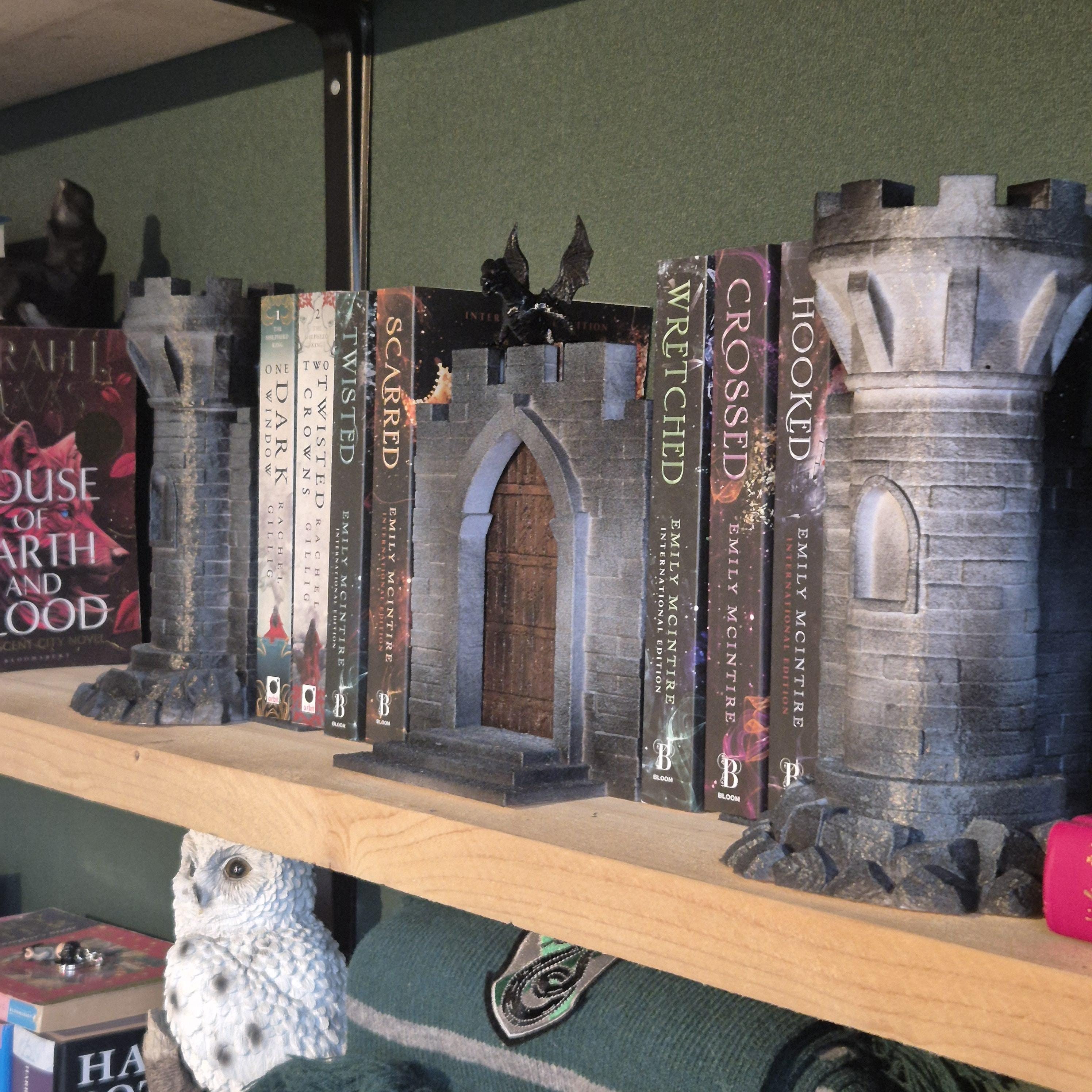 Fantasy Castle book ends & nook - DnD DM screen