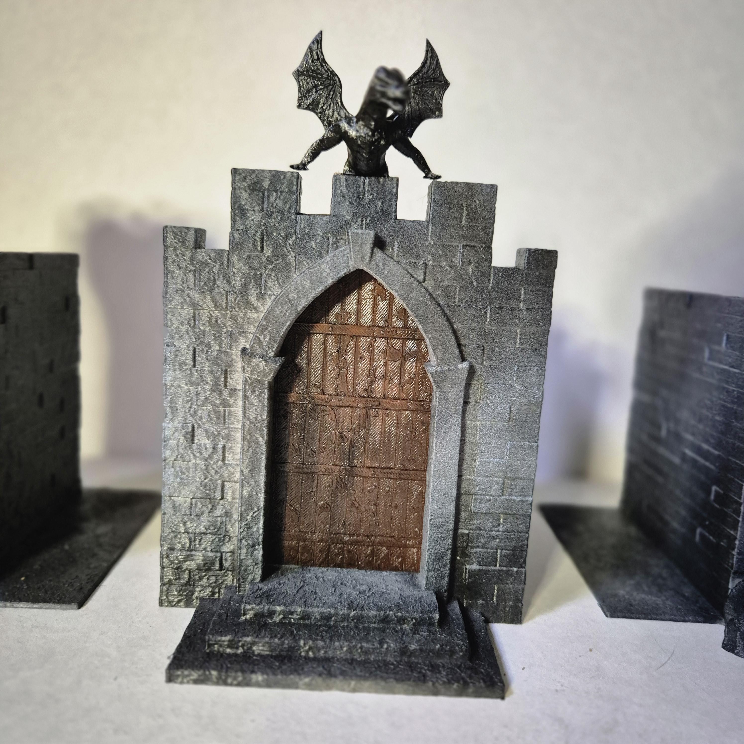 Fantasy Castle book ends & nook - DnD DM screen