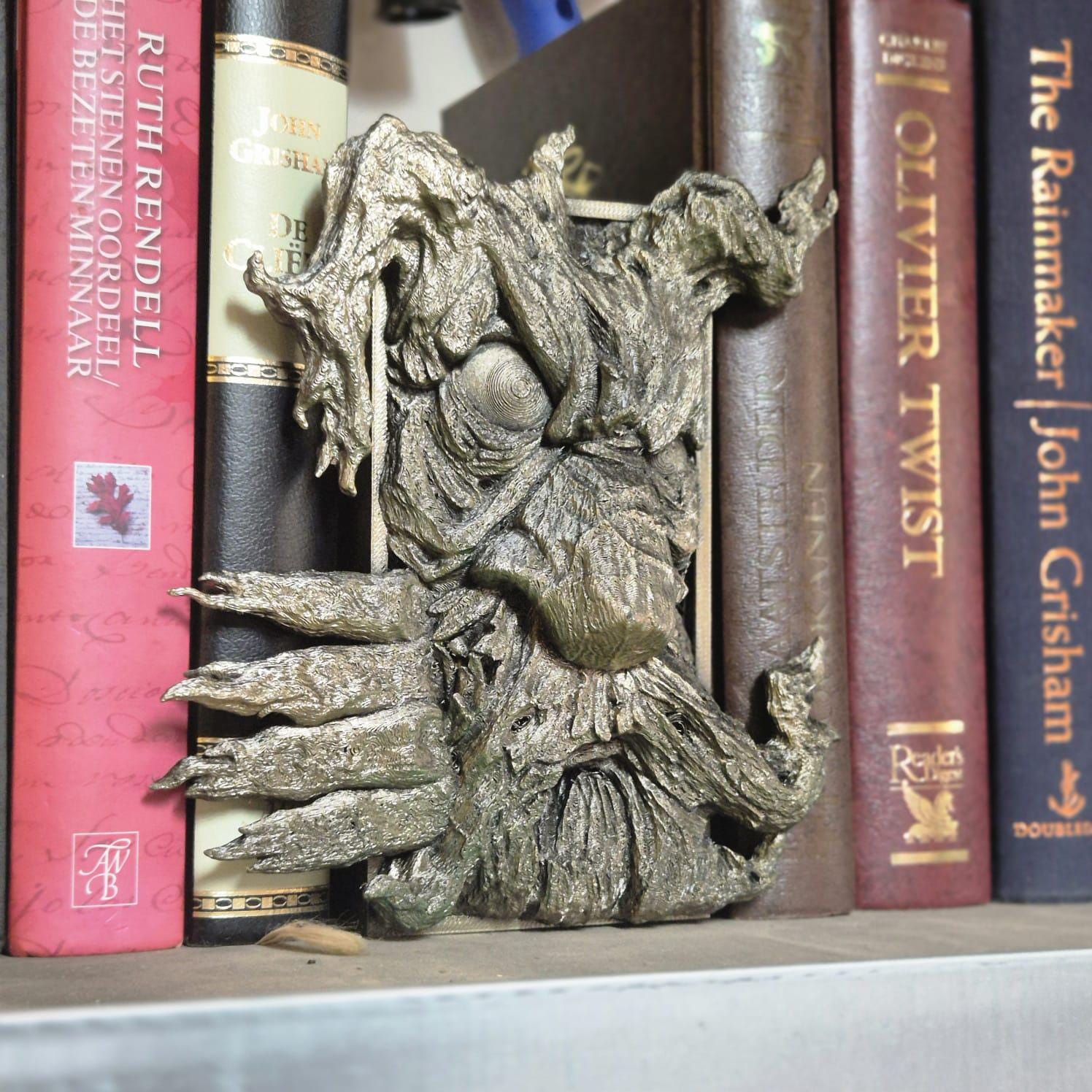 Unique Tree Book Nook - 3D Printed bookshelf decor nature