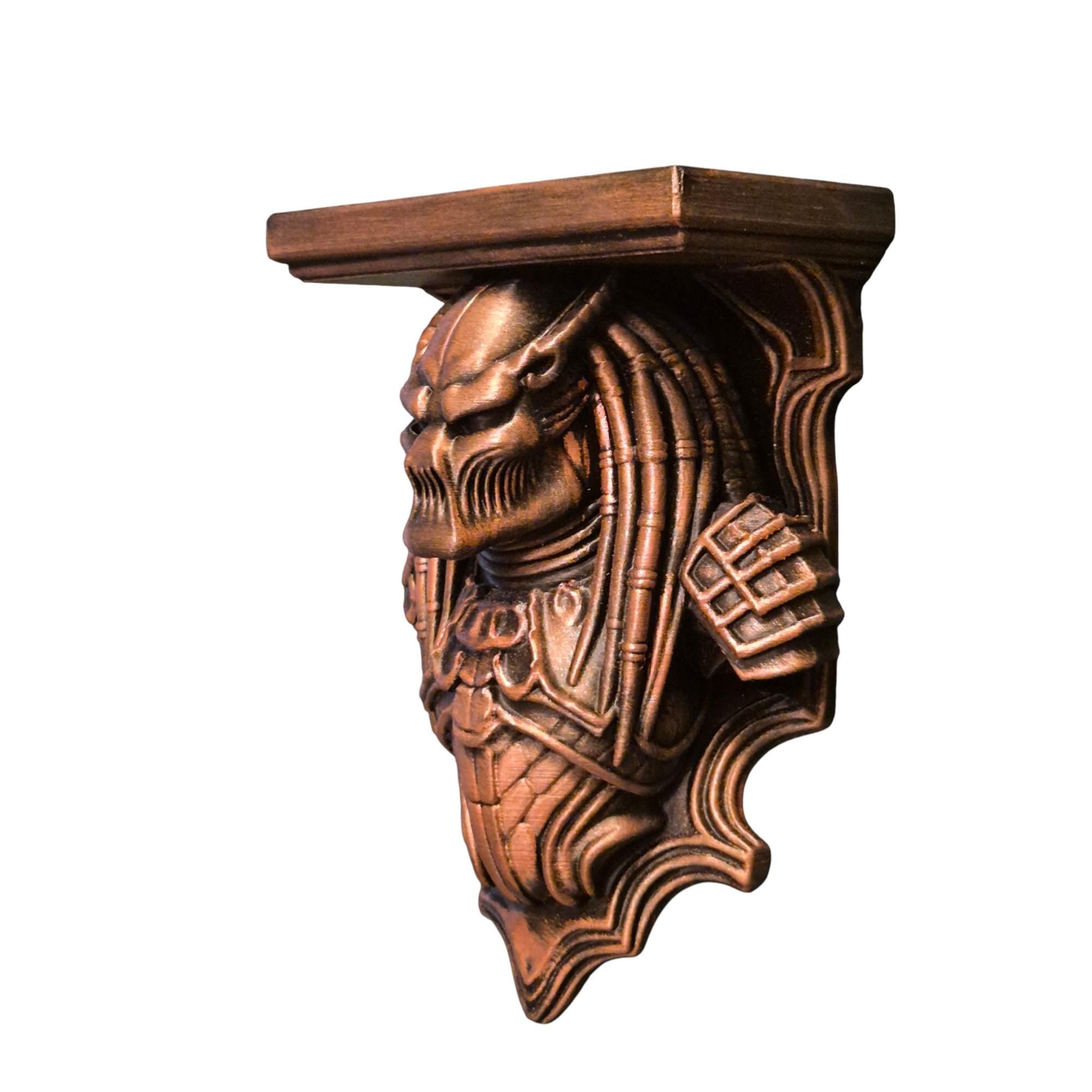 Predator Warrior Wall Shelf – Bronze Sci-Fi Trophy Bracket – Gothic Alien Decor – Hand Painted Horror Sculpture