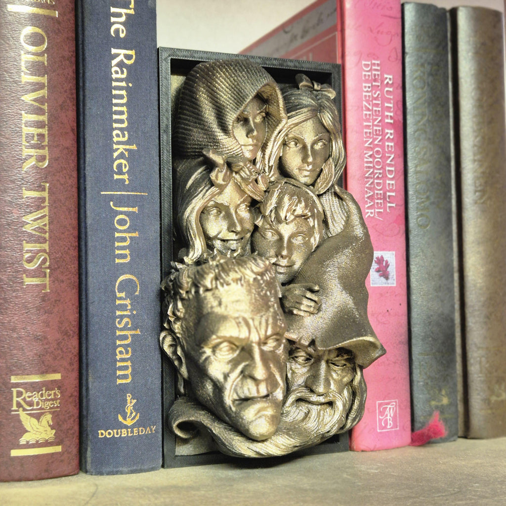 Once upon a time Enchantment Book Nook: A Seductive & Mystical Reading Sanctuary