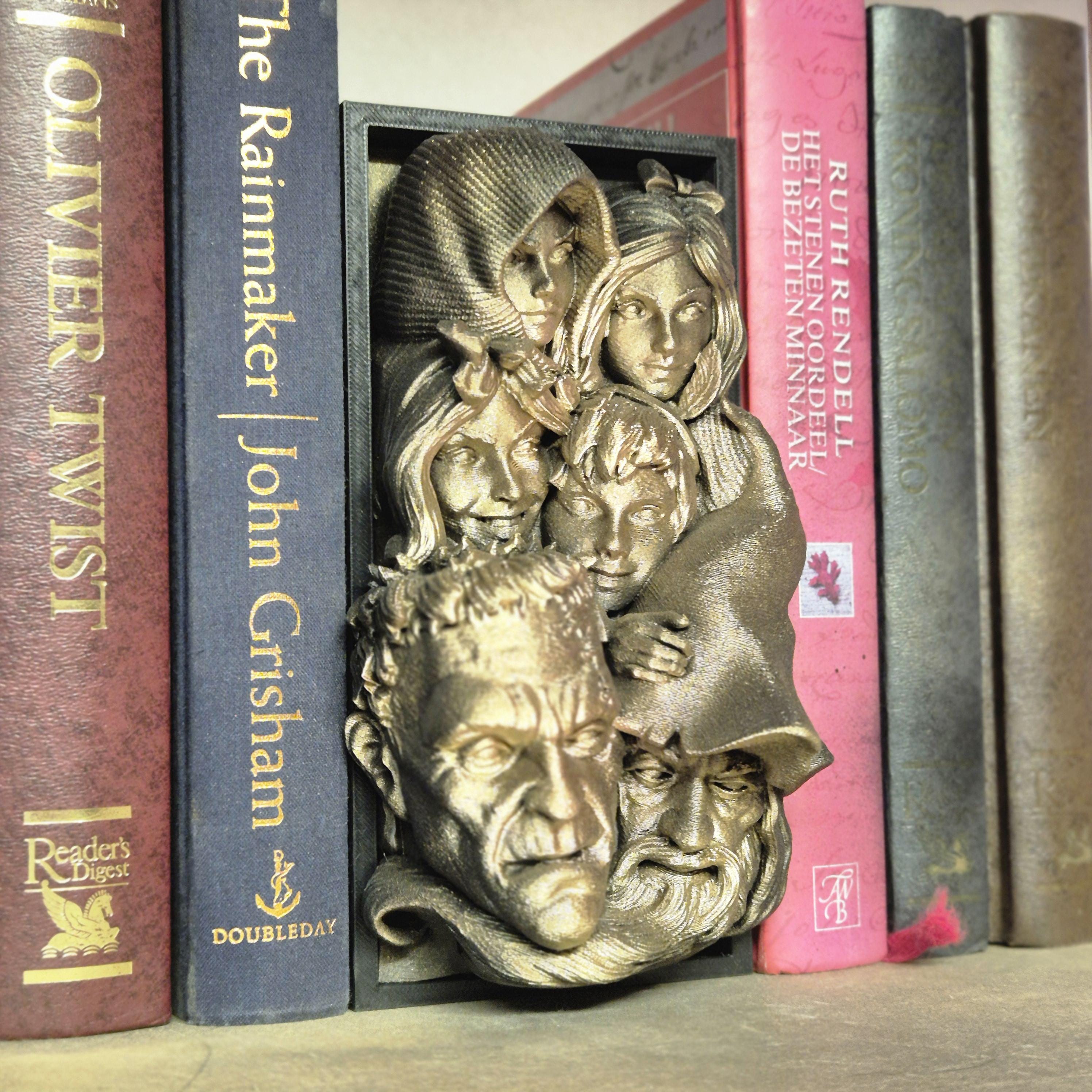 Once upon a time Enchantment Book Nook: A Seductive & Mystical Reading Sanctuary