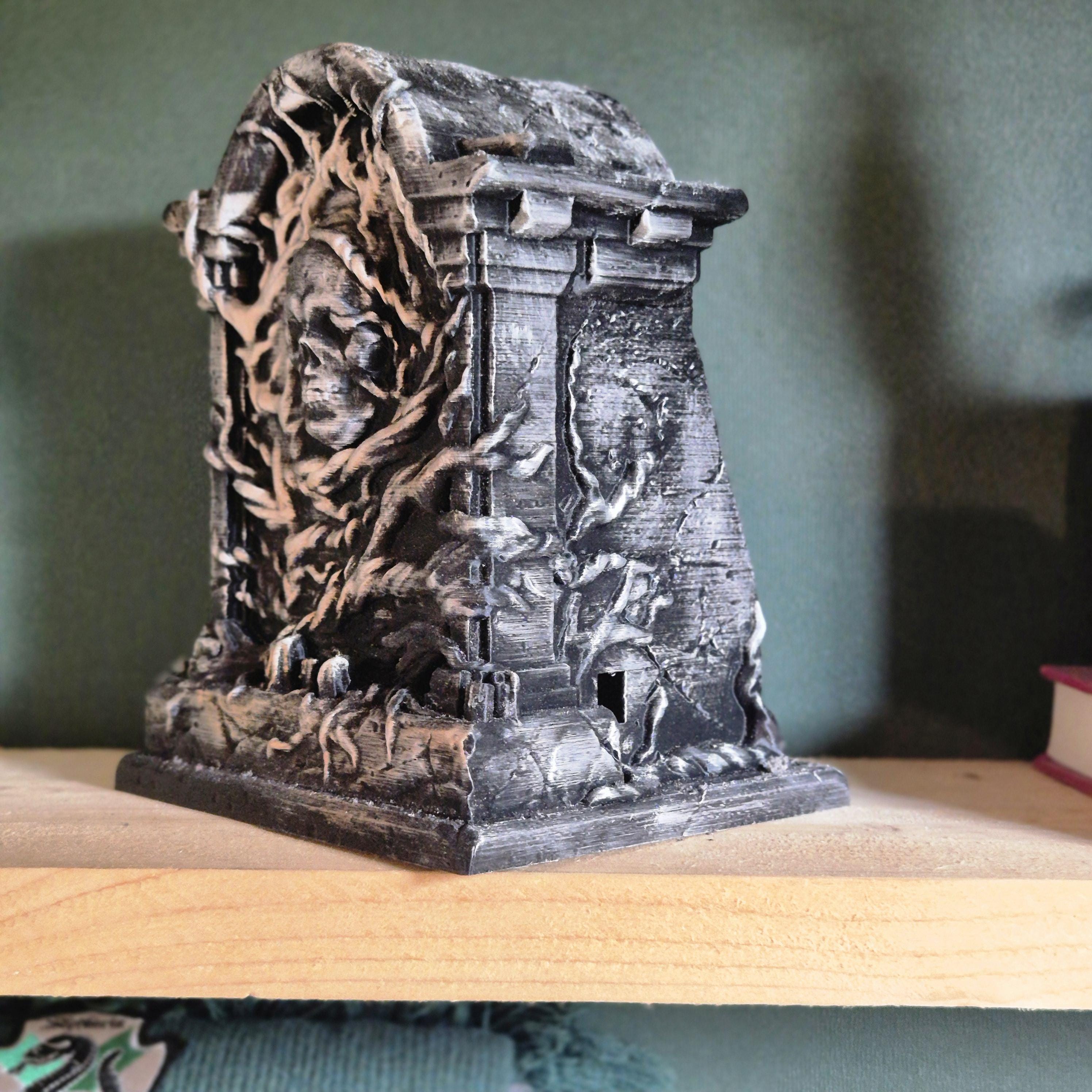 Gothic Gravestone Bookend – Skull and Vines Tombstone Bookshelf Decor | Dark Academia & Spooky Home Accent