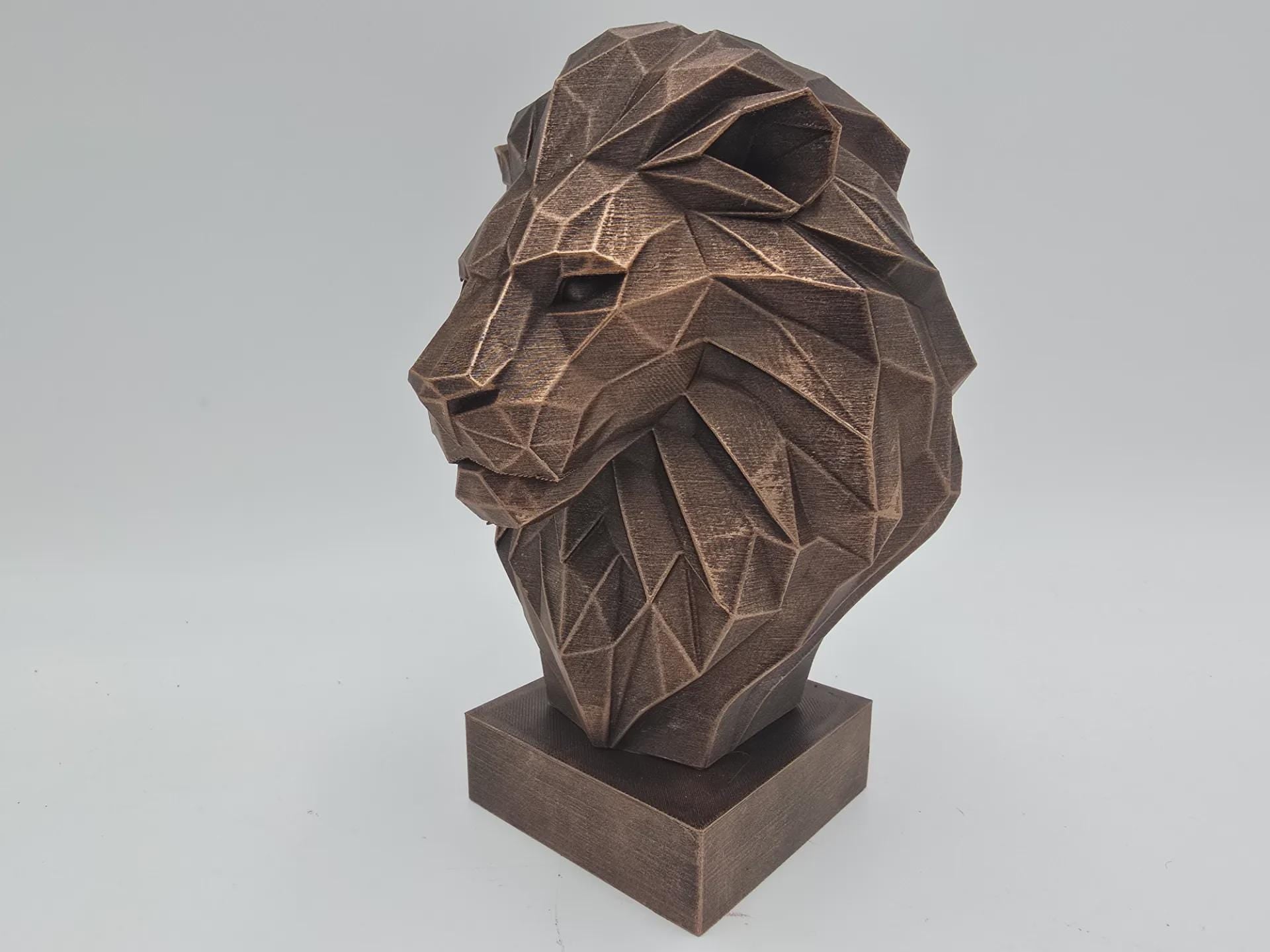 Bust of a lion wild life low poly statue - home decor lover gift for him her handpainted ornament