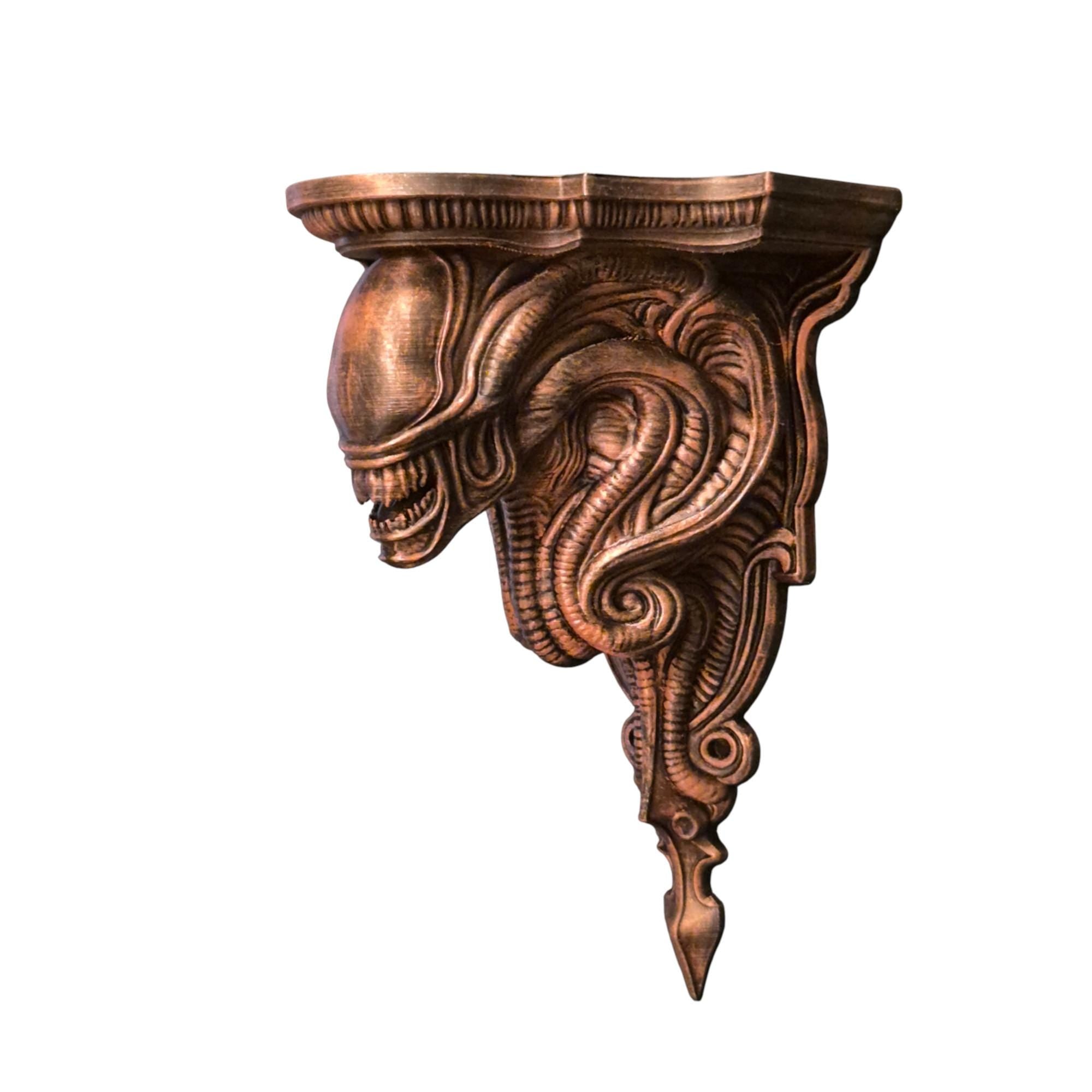 Alien Wall Shelf – Giger-Inspired Biomechanical Skull Wall Bracket – Sci-Fi Gothic Decor – Xenomorph Horror Sculpture Shelf
