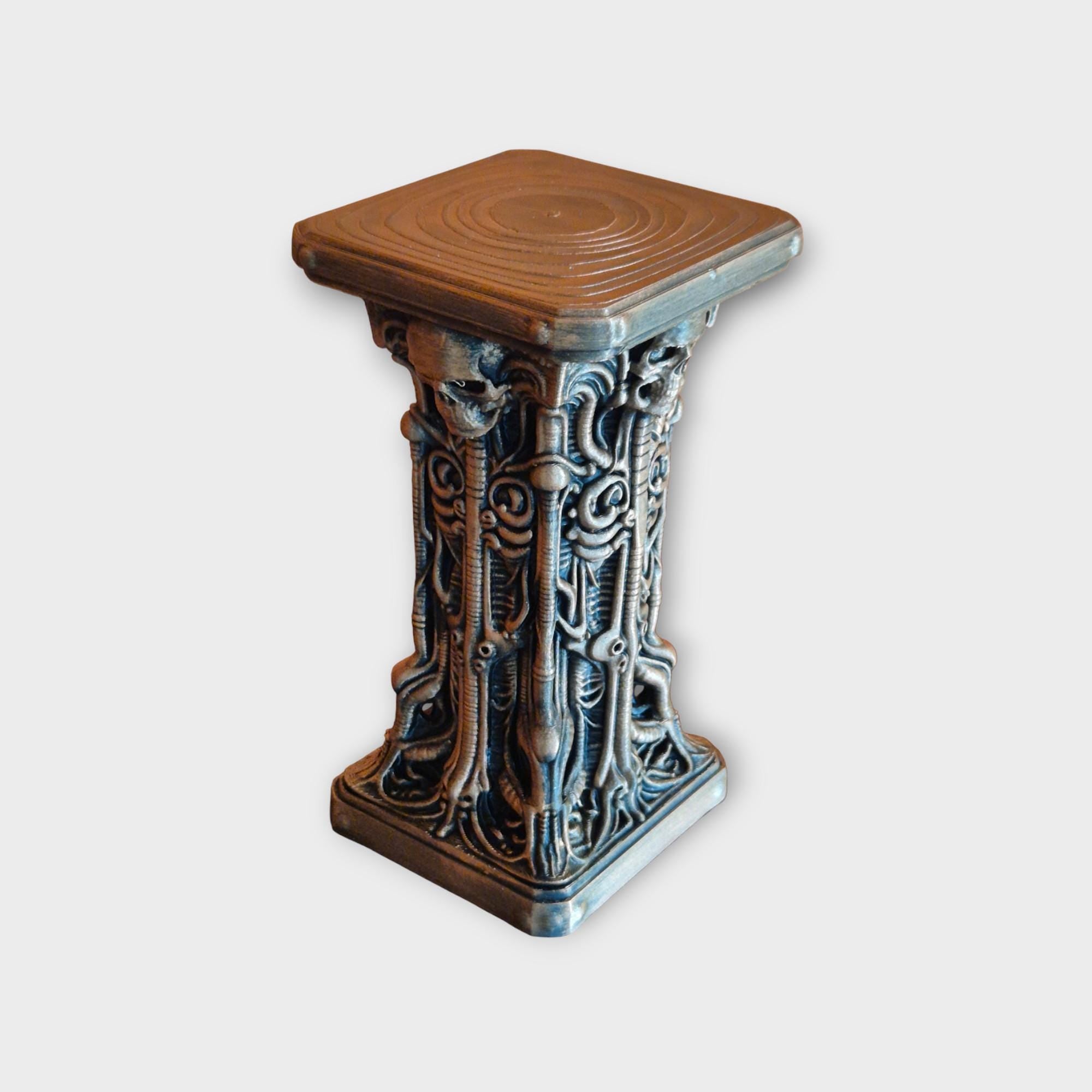 Gothic Biomechanical Pedestal Stand – H.R. Giger Inspired Decor with Skulls & Alien Detail – Dark Fantasy Home Display