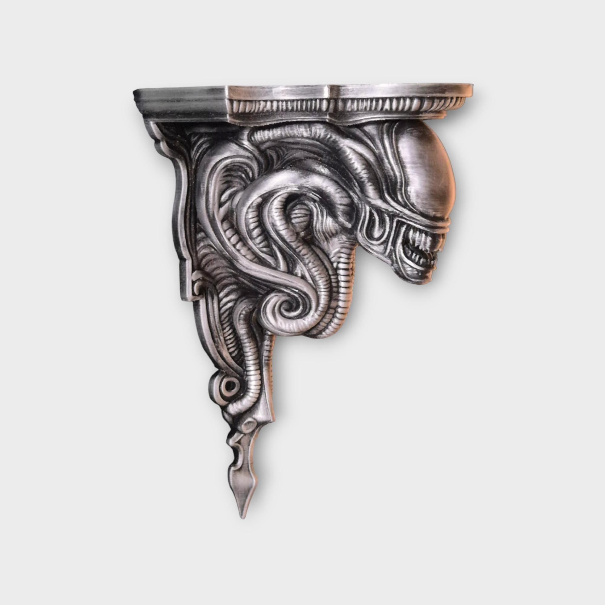 Alien Wandregal – Giger-inspirierte biomechanische Totenkopf-Wandhalterung – Sci-Fi-Gothic-Dekor – Xenomorph-Horror-Skulptur-Regal