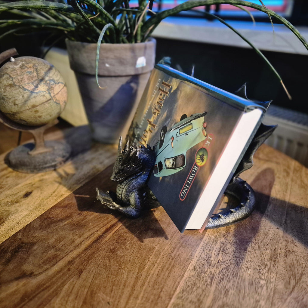 Tablet / Book holder dragon - fantasy bookshelf decor onyxstorm forthwing lover gift