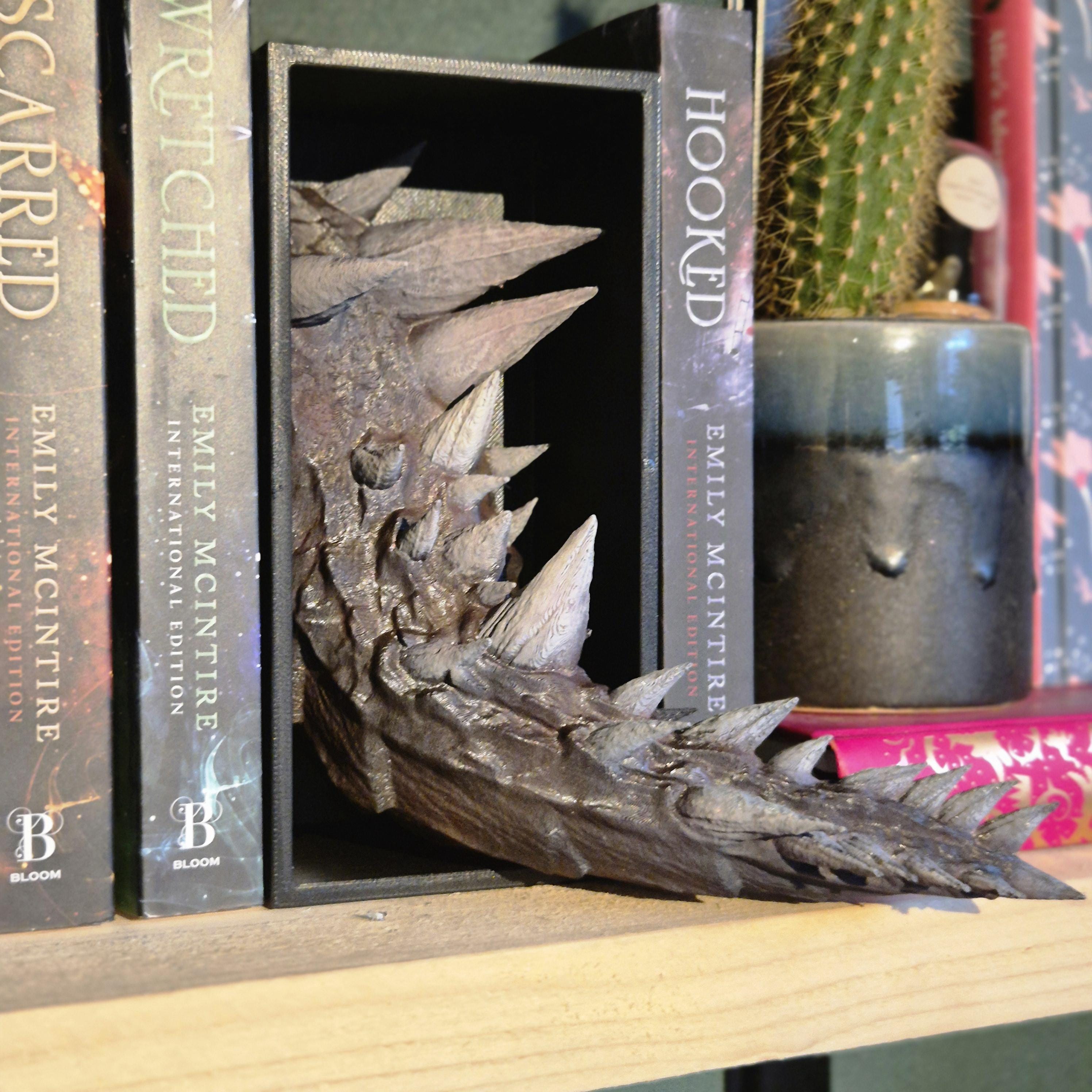 Brown Dragon Head and Tail Book Nook & DnD DM Screen - 2-in-1 Fantasy Set forthwing onyxstorm decor gift
