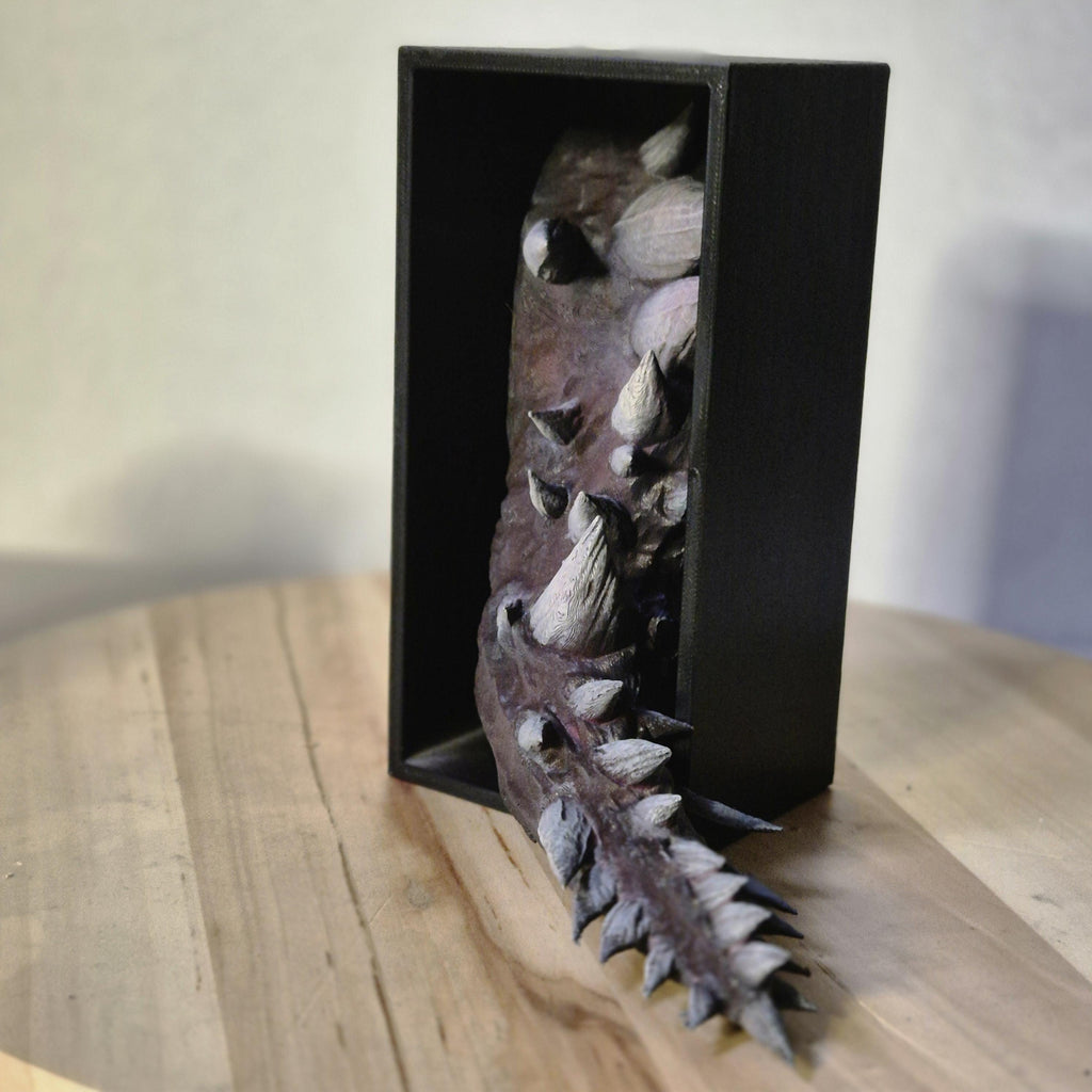 Brown Dragon Head and Tail Book Nook & DnD DM Screen - 2-in-1 Fantasy Set forthwing onyxstorm decor gift