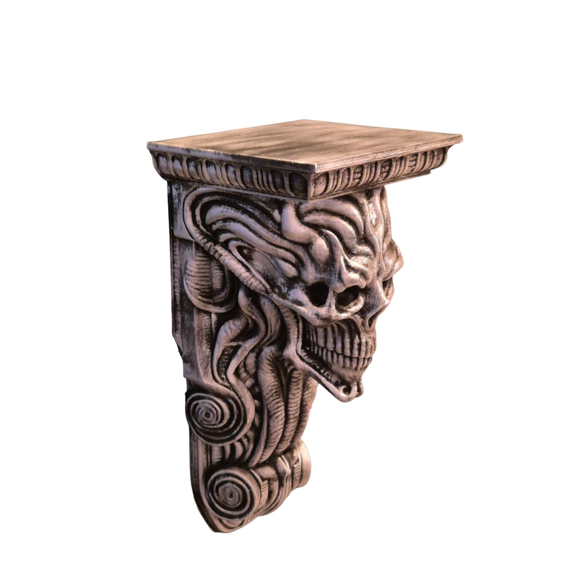 Predator Gothic Wall Shelf – Biomechanical Alien Bracket – Sci-Fi Horror Decor – Hand Painted Xenomorph Hunter Sculpture