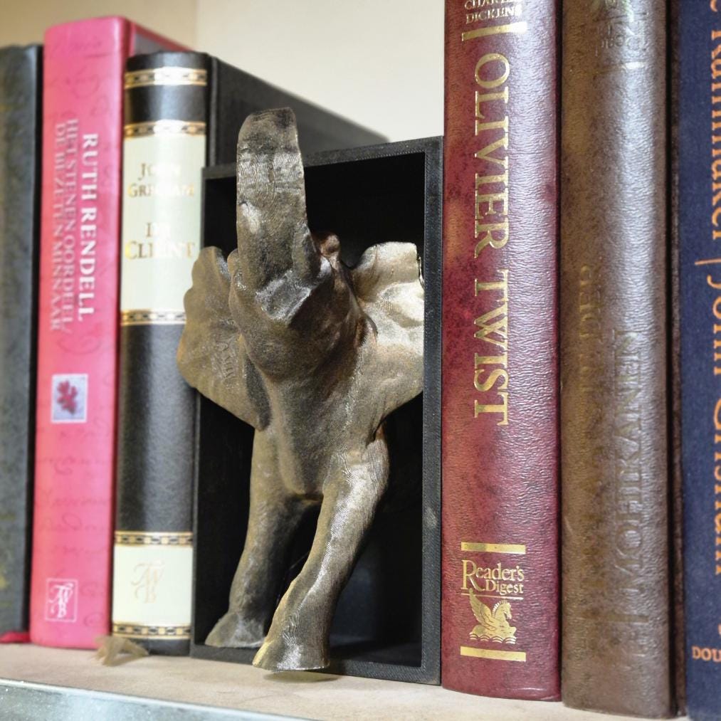 Handgefertigte Elefanten-Buchecke-Figur | Elegantes Tierdekor-Bücherregal