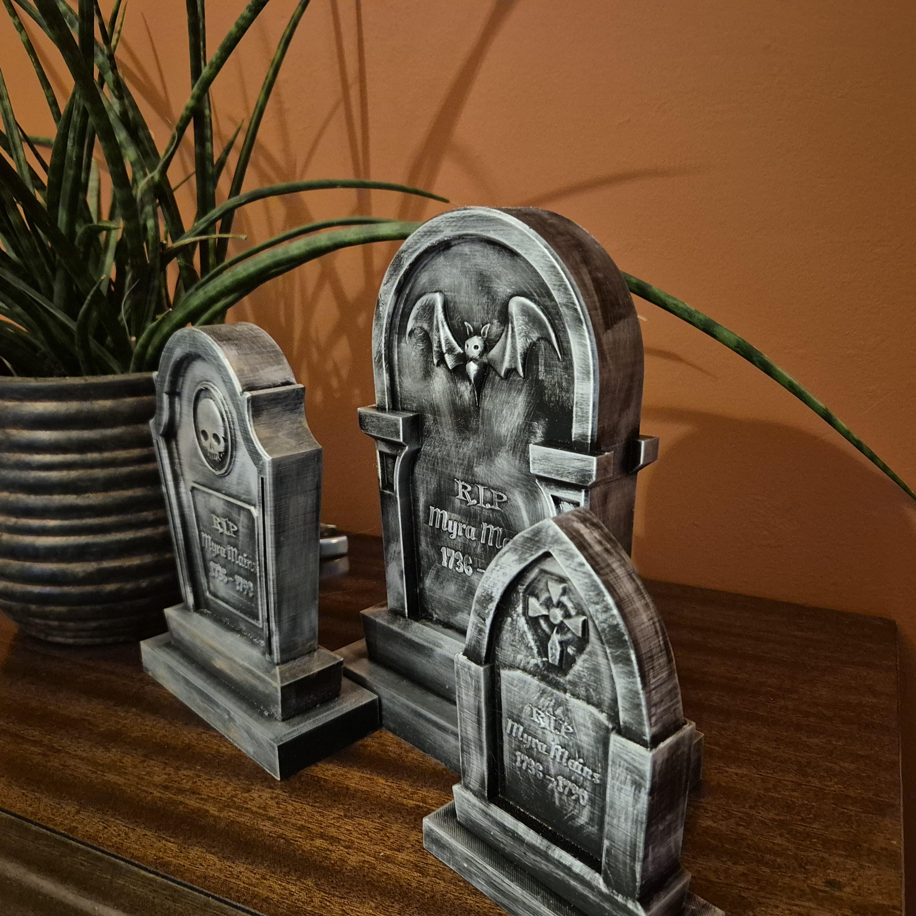 Personalisierter Halloween Grabstein – Personalisierte Grabsteindekoration – Dark Academia – Gruseliges Gothic Dekor – Spukhaus Requisite