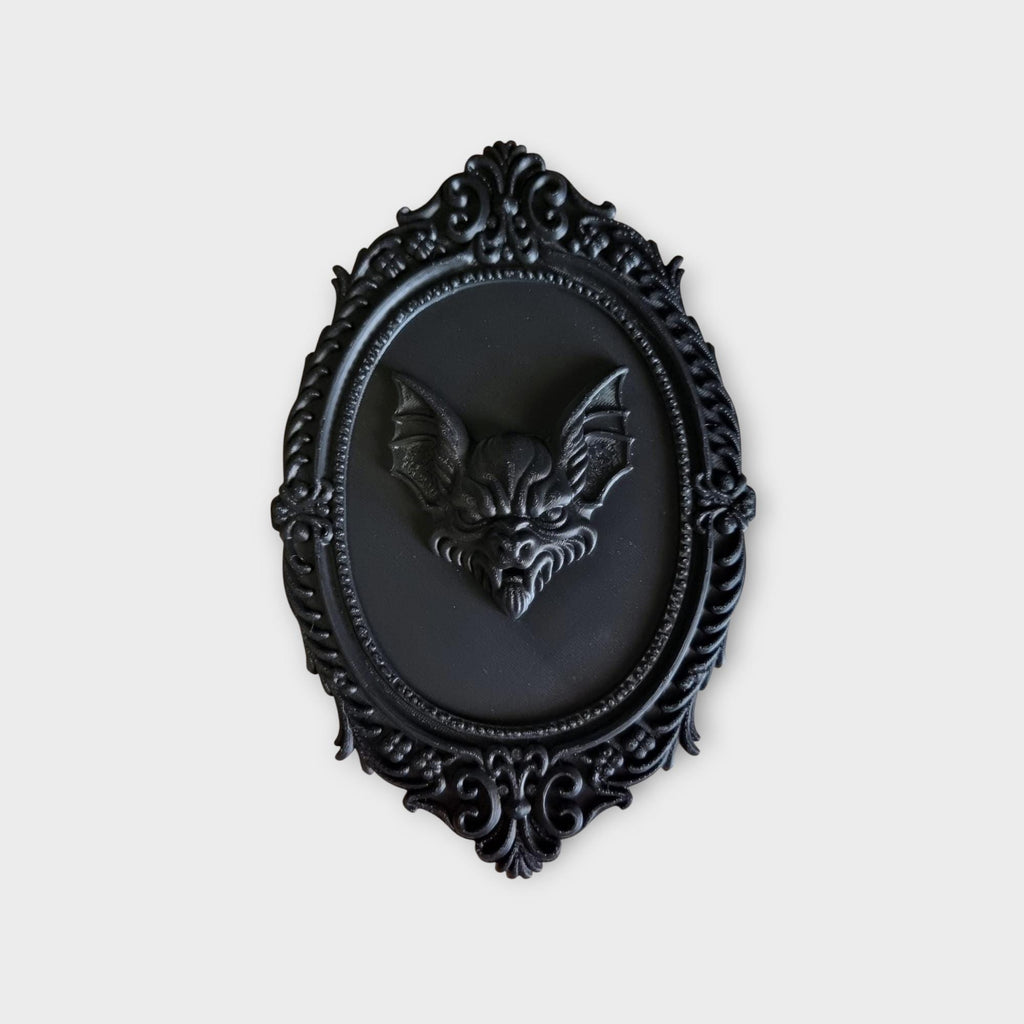 Gothic Fledermaus Wandschild | Halloween Fledermaus Dekor | Dunkler Barock Wandbehang | Gruselige Vampir Fledermaus Kunst | Okkulte Wohndekoration