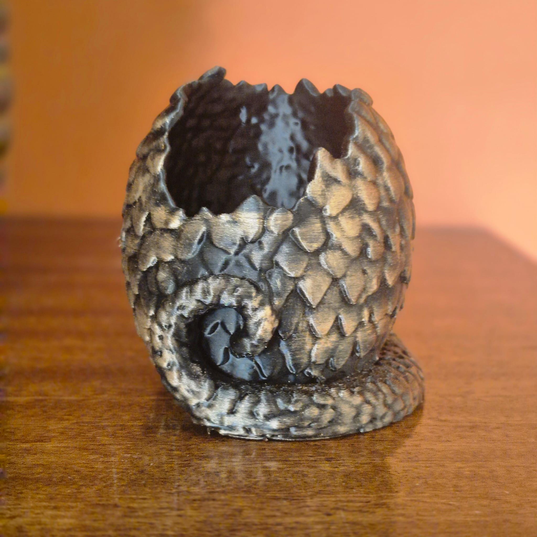 Dragon Egg Tealight Candle Holder – Fantasy Home Decor, Handcrafted Dragon Egg Sculpture, Unique Gift for Fantasy Lover