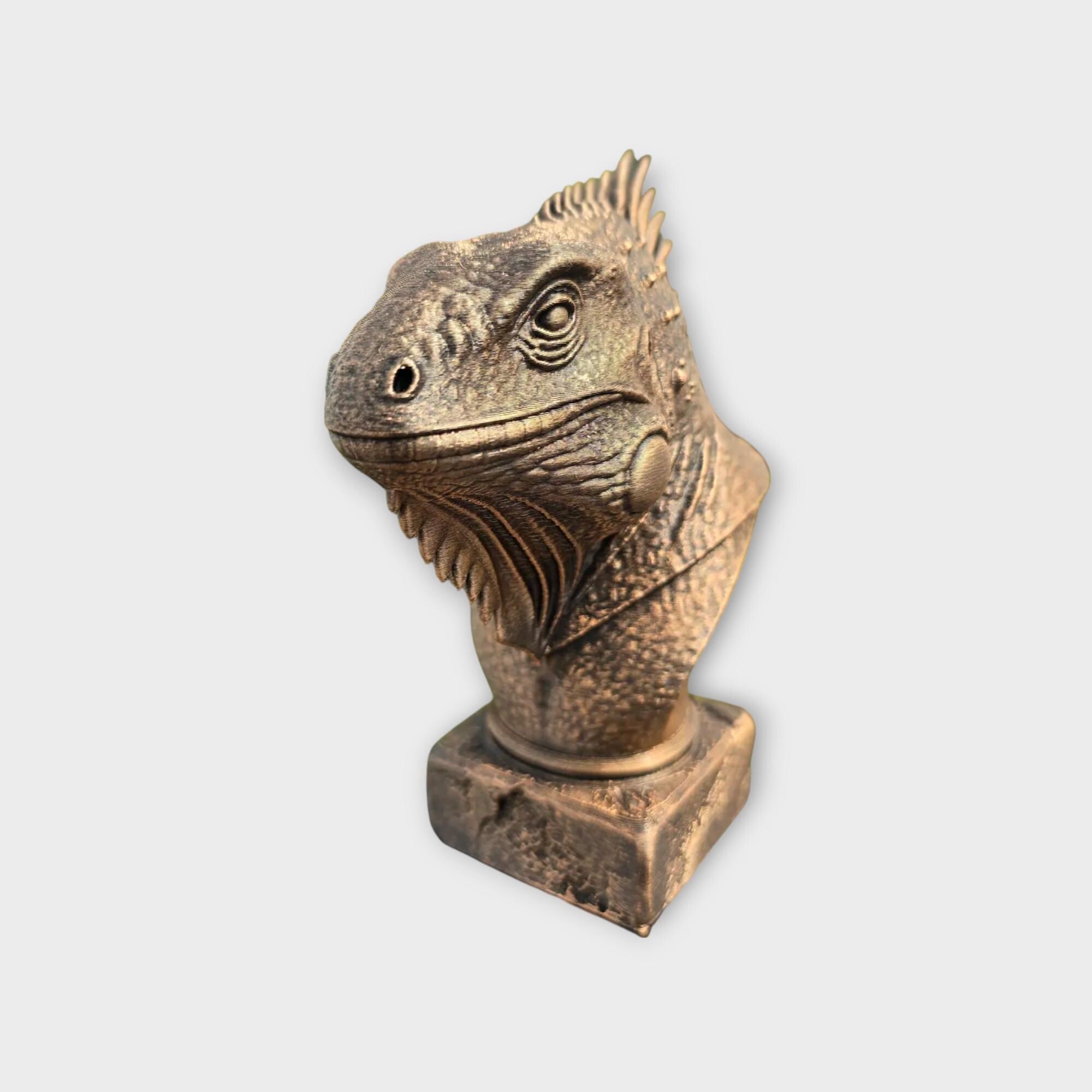 Bust of a Horned Lizzard statue - home decor animal lover gift him her handpainted ornament