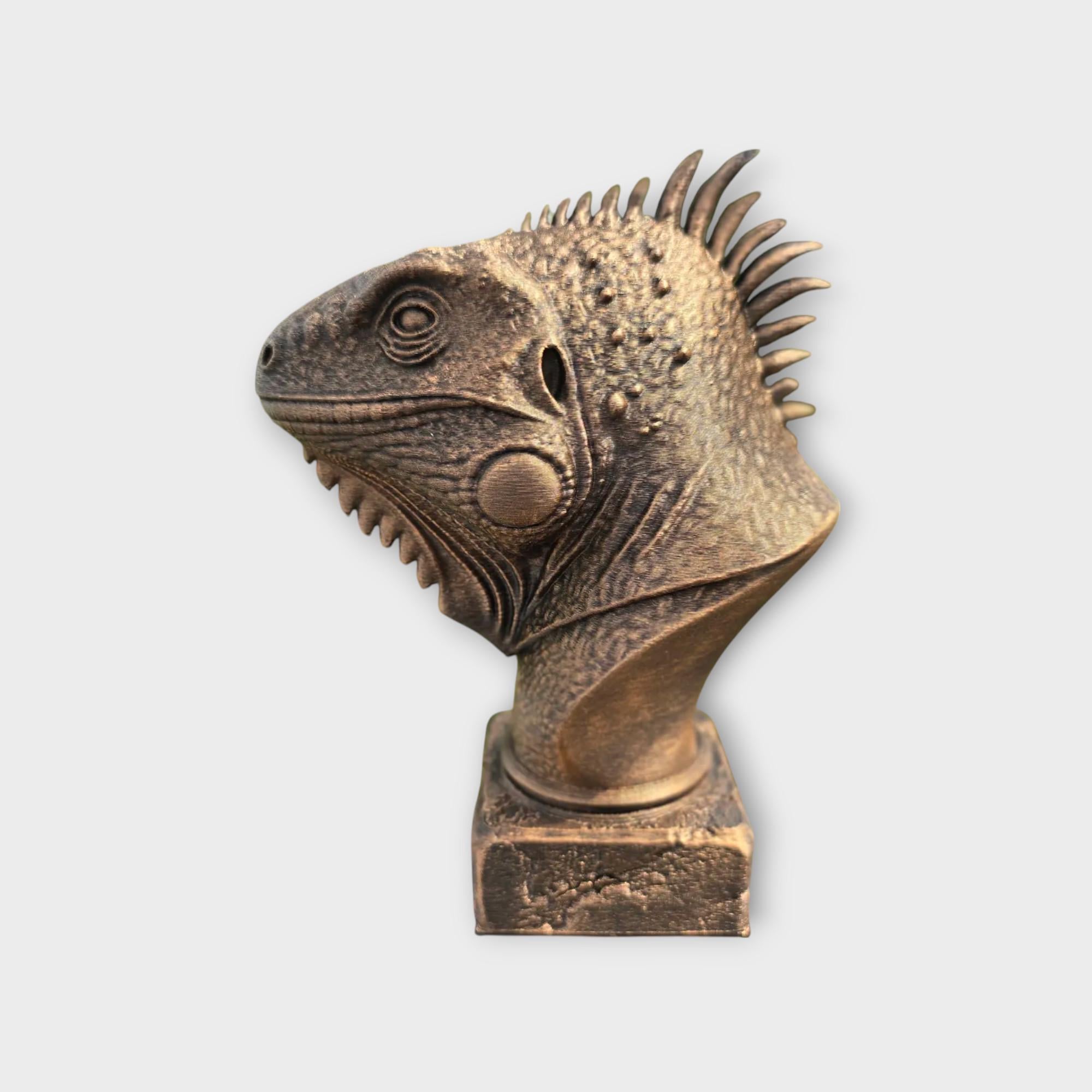 Bust of a Horned Lizzard statue - home decor animal lover gift him her handpainted ornament