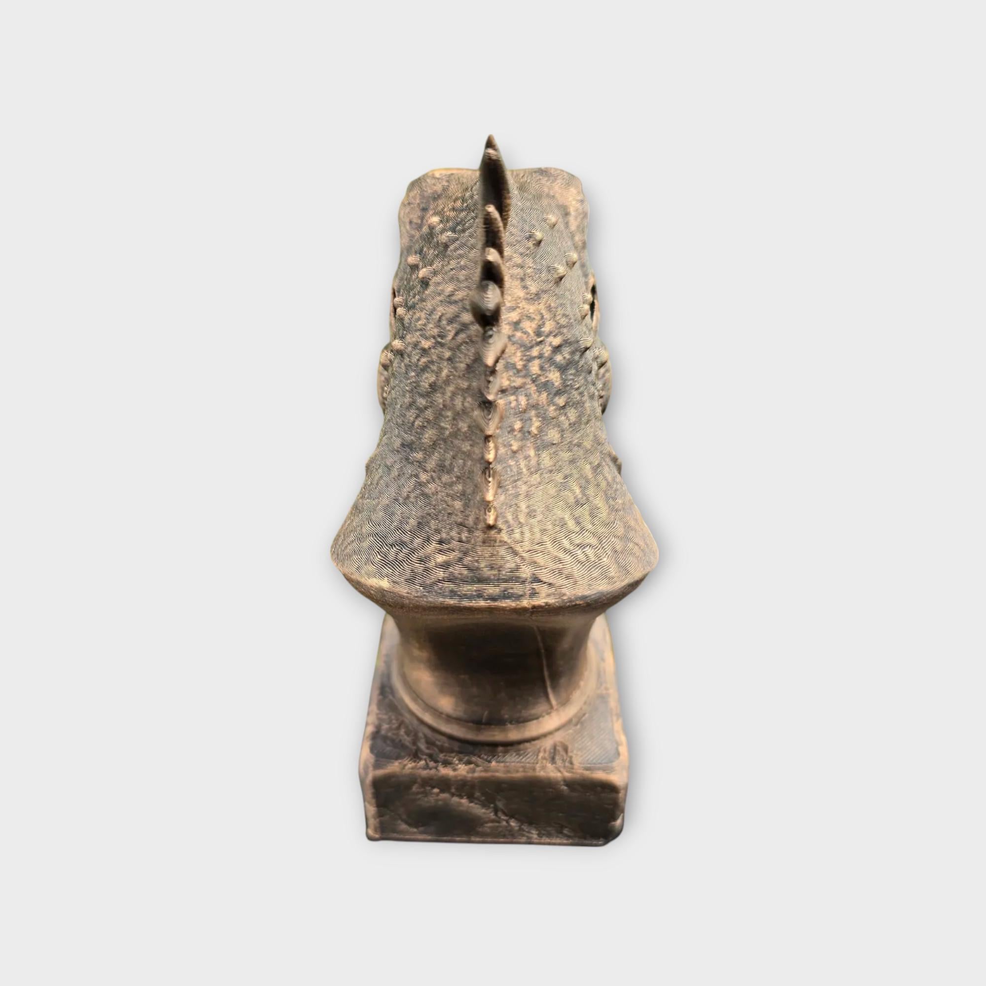 Büste einer gehörnten Eidechsenstatue - Wohndeko Tierliebhaber Geschenk für ihn oder sie handbemaltes Ornament