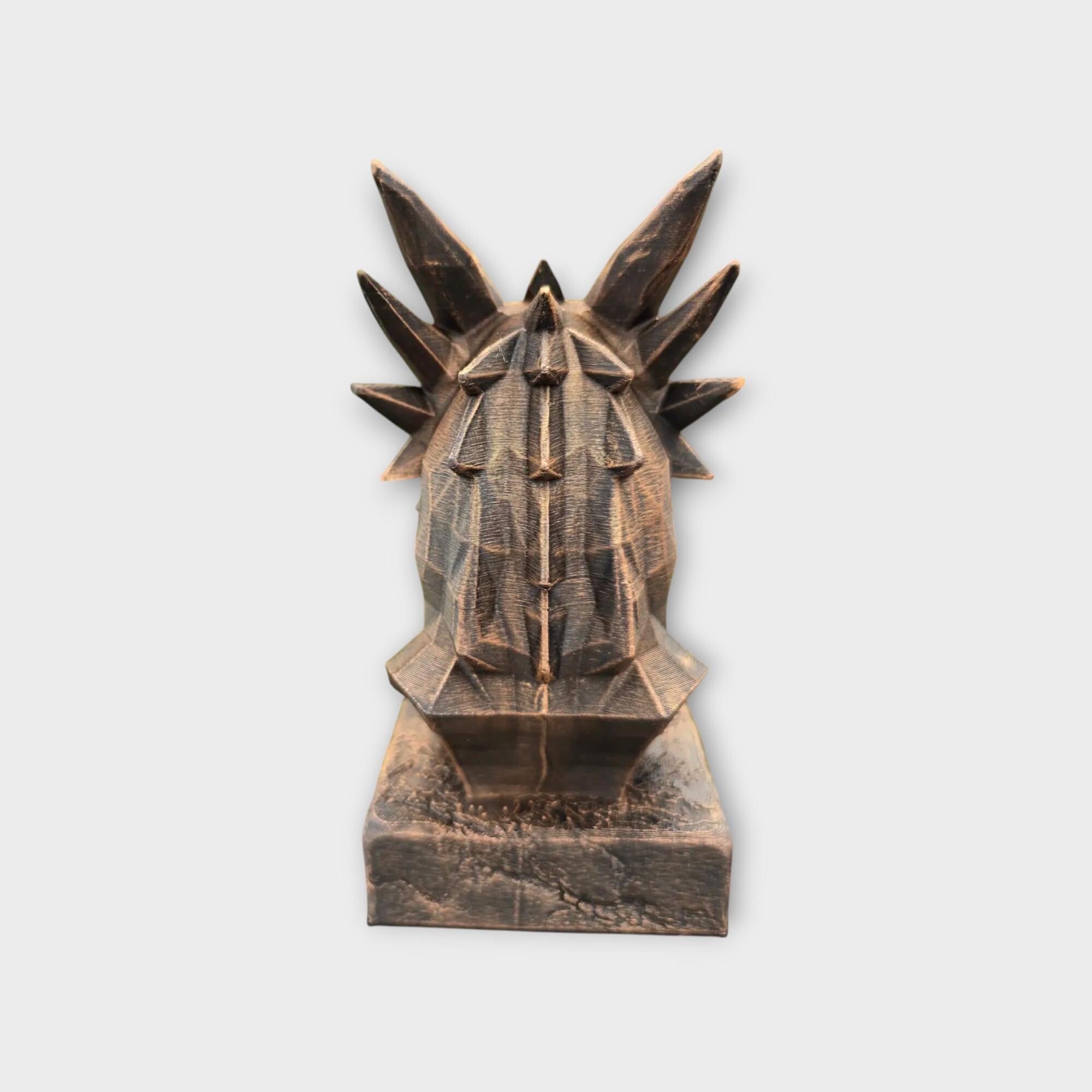 Büste einer Drachenstatue in Low-Poly-Optik – Wohndeko, Fantasy-Liebhaber, Geschenk für ihn oder sie, handbemaltes Ornament
