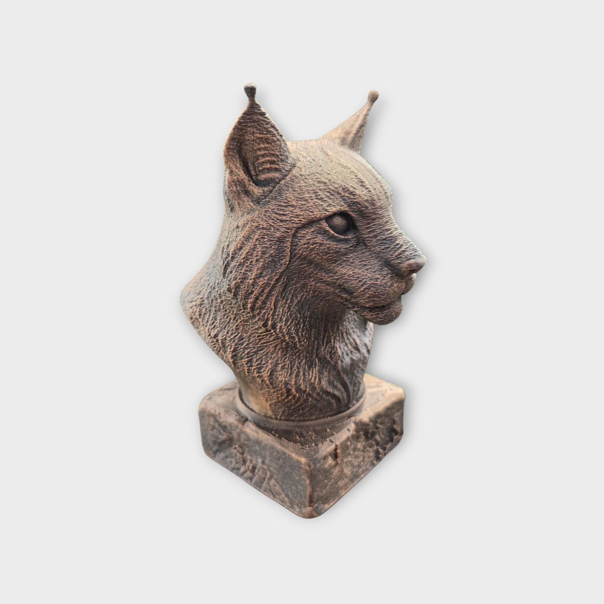 Bust of a Lynx cat statue - home decor lover gift him her handpainted ornament