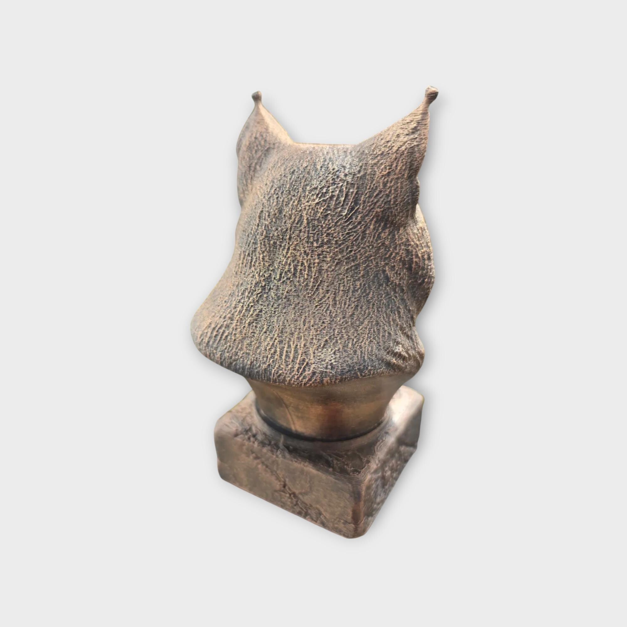 Bust of a Lynx cat statue - home decor lover gift him her handpainted ornament