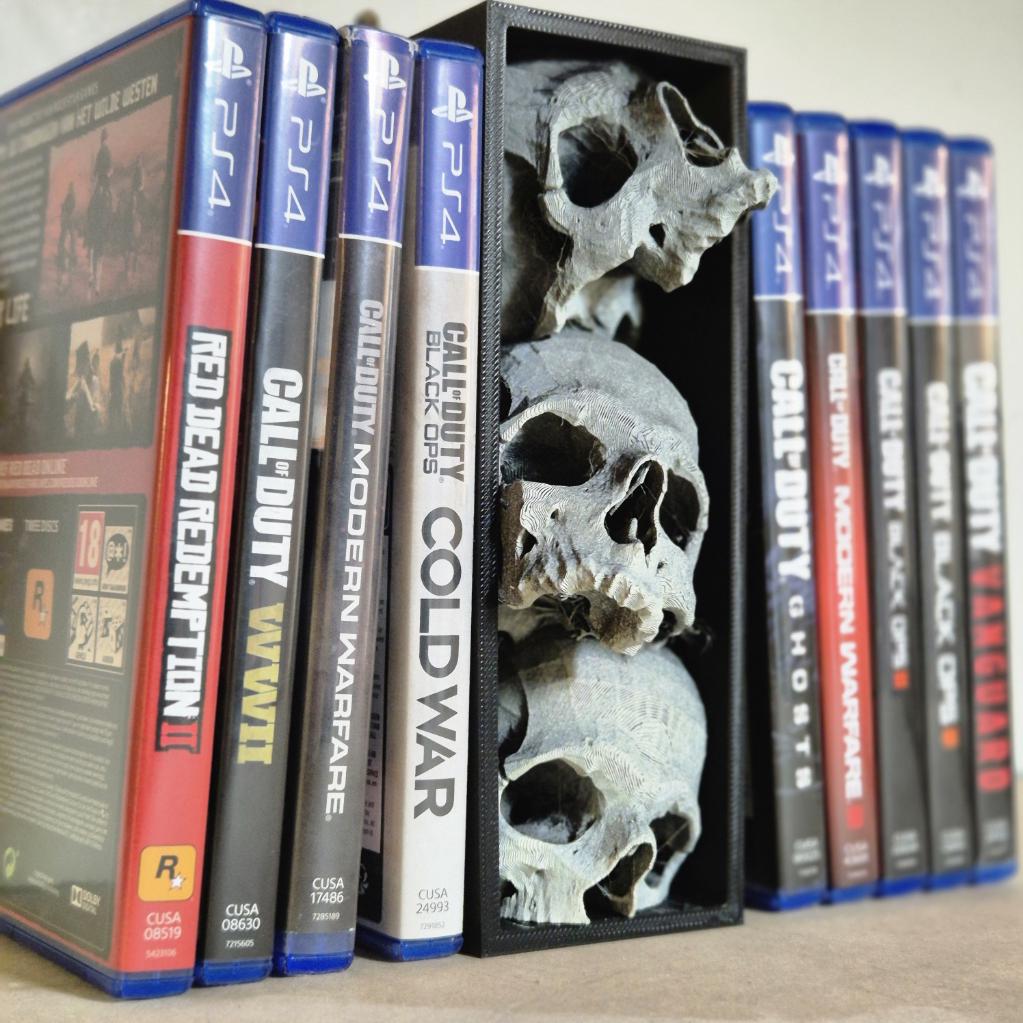 Unique Game Book Nook with Three Skulls - Perfect for Gamers and Book Lovers