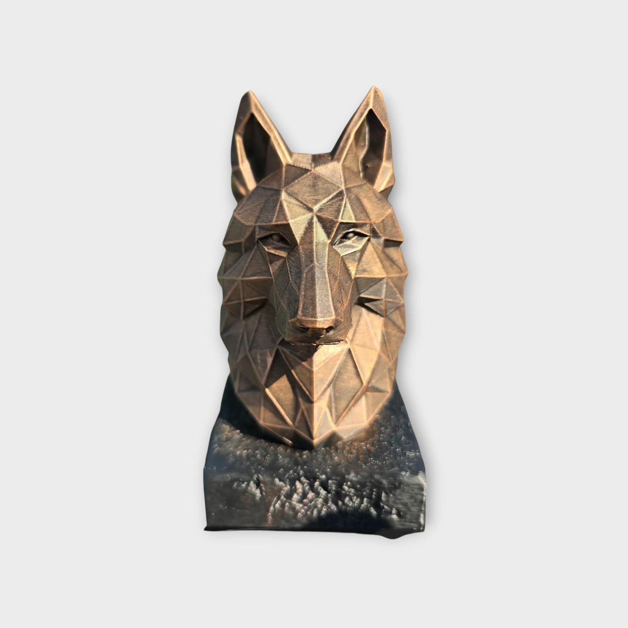 Bust of a German Shepherd Low Poly Bust Dog Statue - Home Decor Dog Lover Hand-Painted Ornament