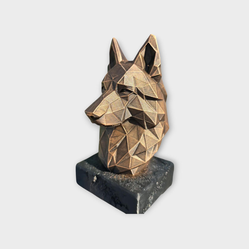 Bust of a German Shepherd Low Poly Bust Dog Statue - Home Decor Dog Lover Hand-Painted Ornament