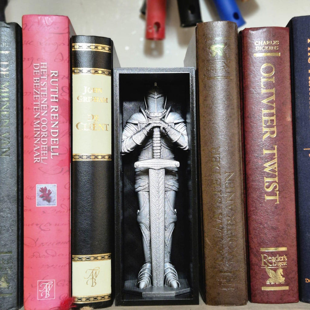 Enchanted Knight Book Nook wizard chess king - 3D Printed Fantasy Warrior for Magical Bookshelves