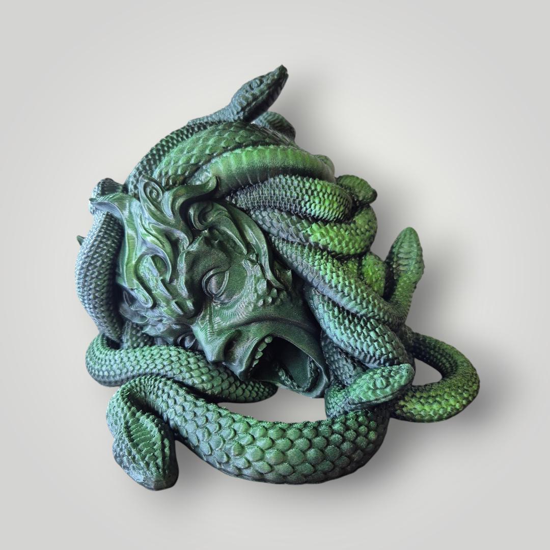 Medusa Dice Tower - Dungeons & Dragons Accessory DnD game