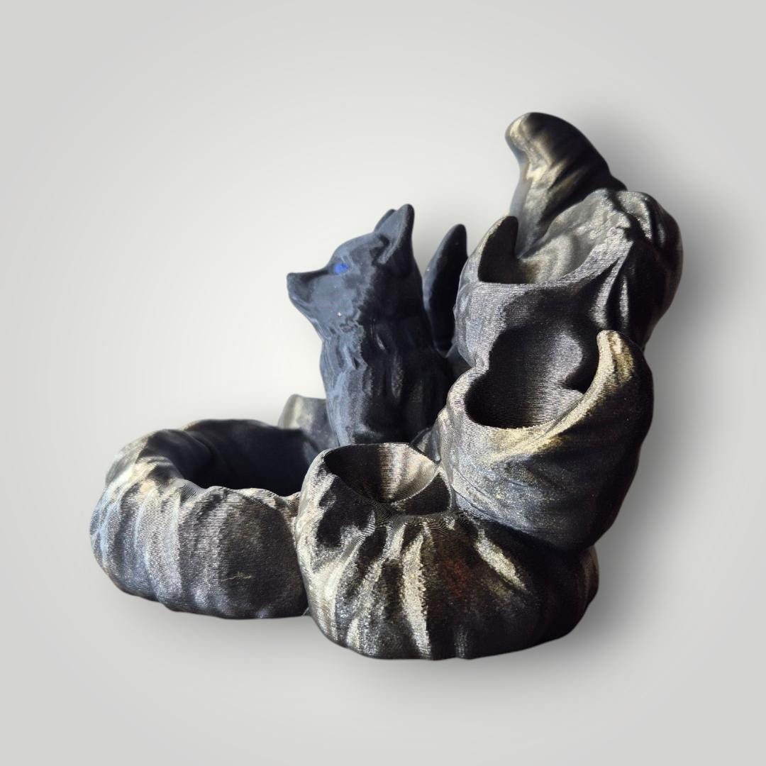 Wolf Dice Tower - Dungeons & Dragons Accessory DnD game