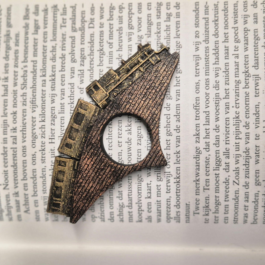 Train Handmade Page Holder | Thumb Book Holder | Perfect Gift for Book Lovers | Reading Aid for Comfortable Reading | Bookworm Gift