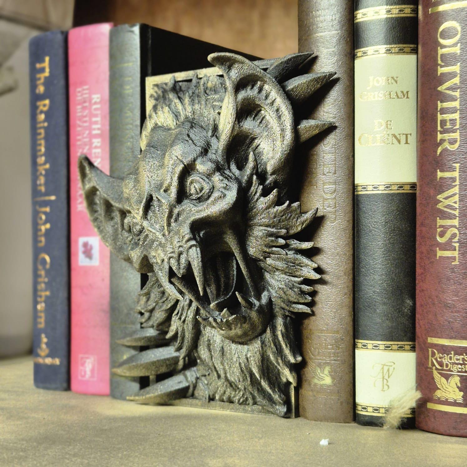 Unique Handcrafted bat Book Nook | Mystical bat Bookend | Fantasy Bookshelf Decor