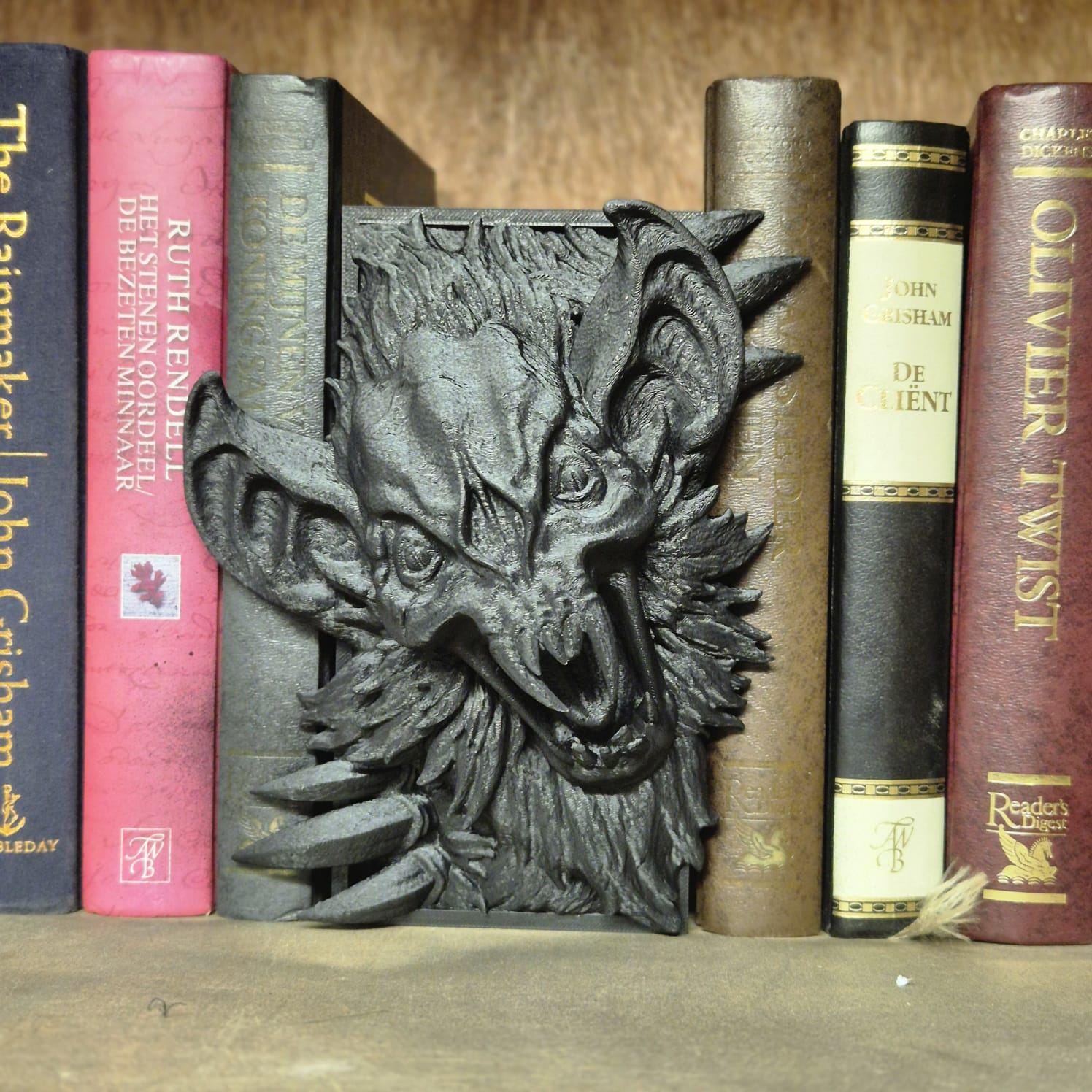 Unique Handcrafted bat Book Nook | Mystical bat Bookend | Fantasy Bookshelf Decor