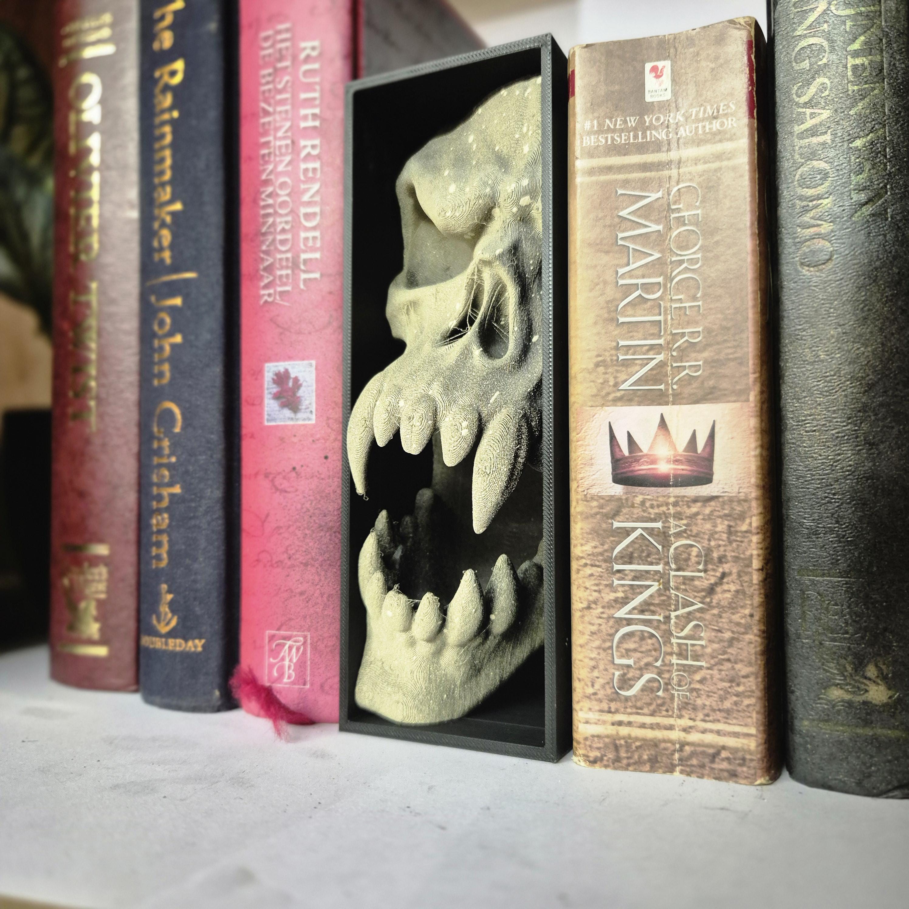 Unique Game Book Nook with Skull - Perfect for Gamers and Book Lovers