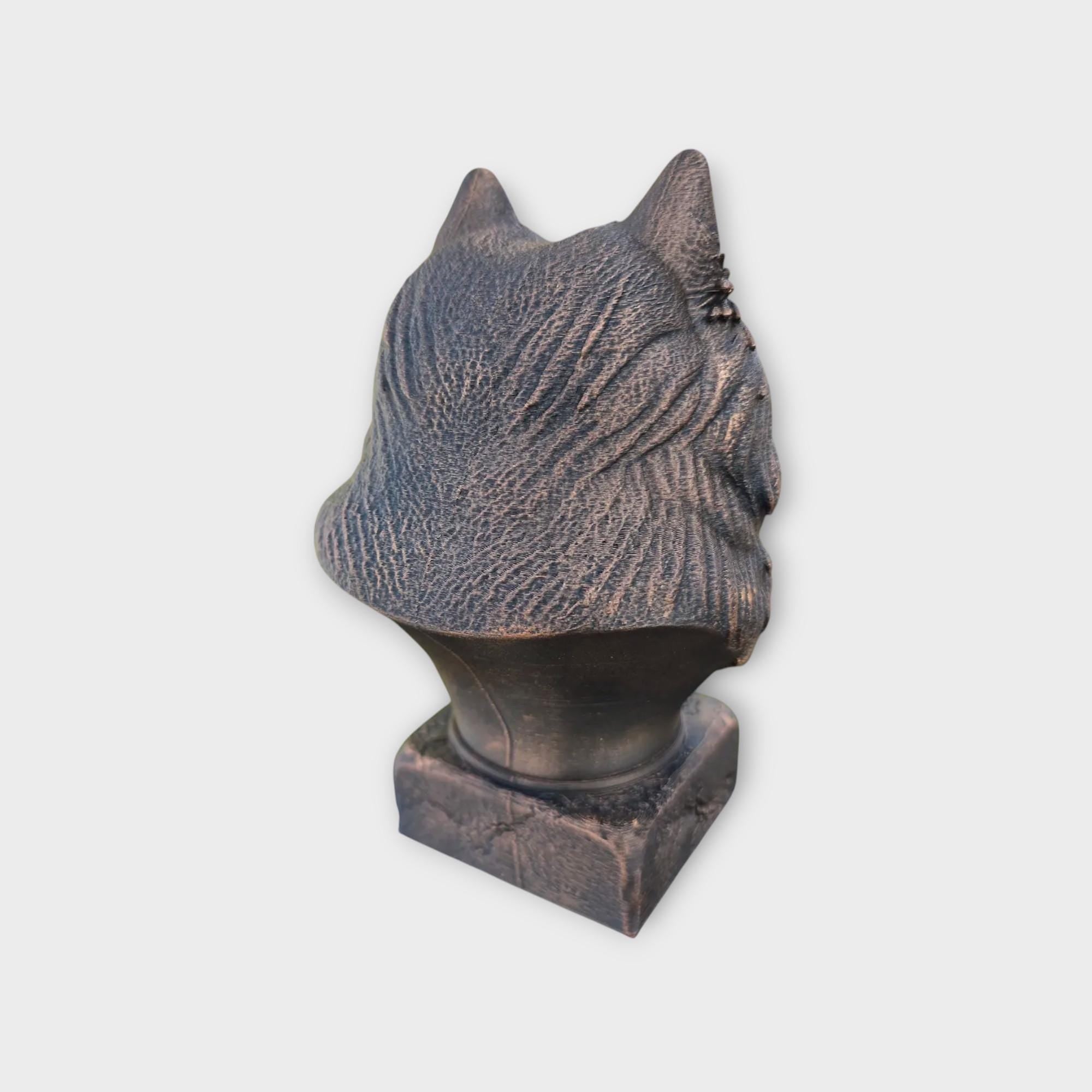 Bust of a Keeshond pointer statue - home decor dog lover gift him her handpainted ornament
