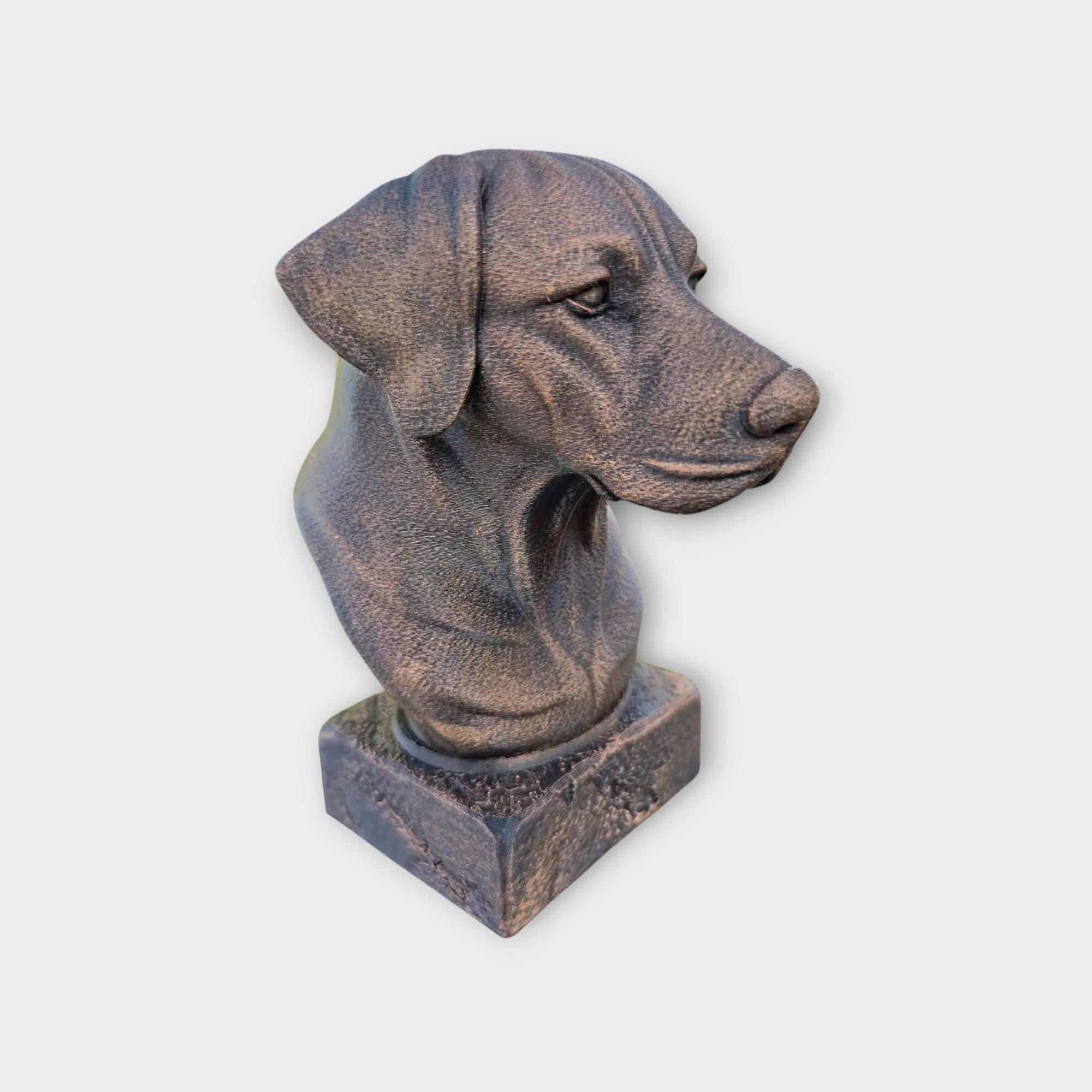 Bust of a german shorthaired pointer statue - home decor dog lover gift him her handpainted ornament