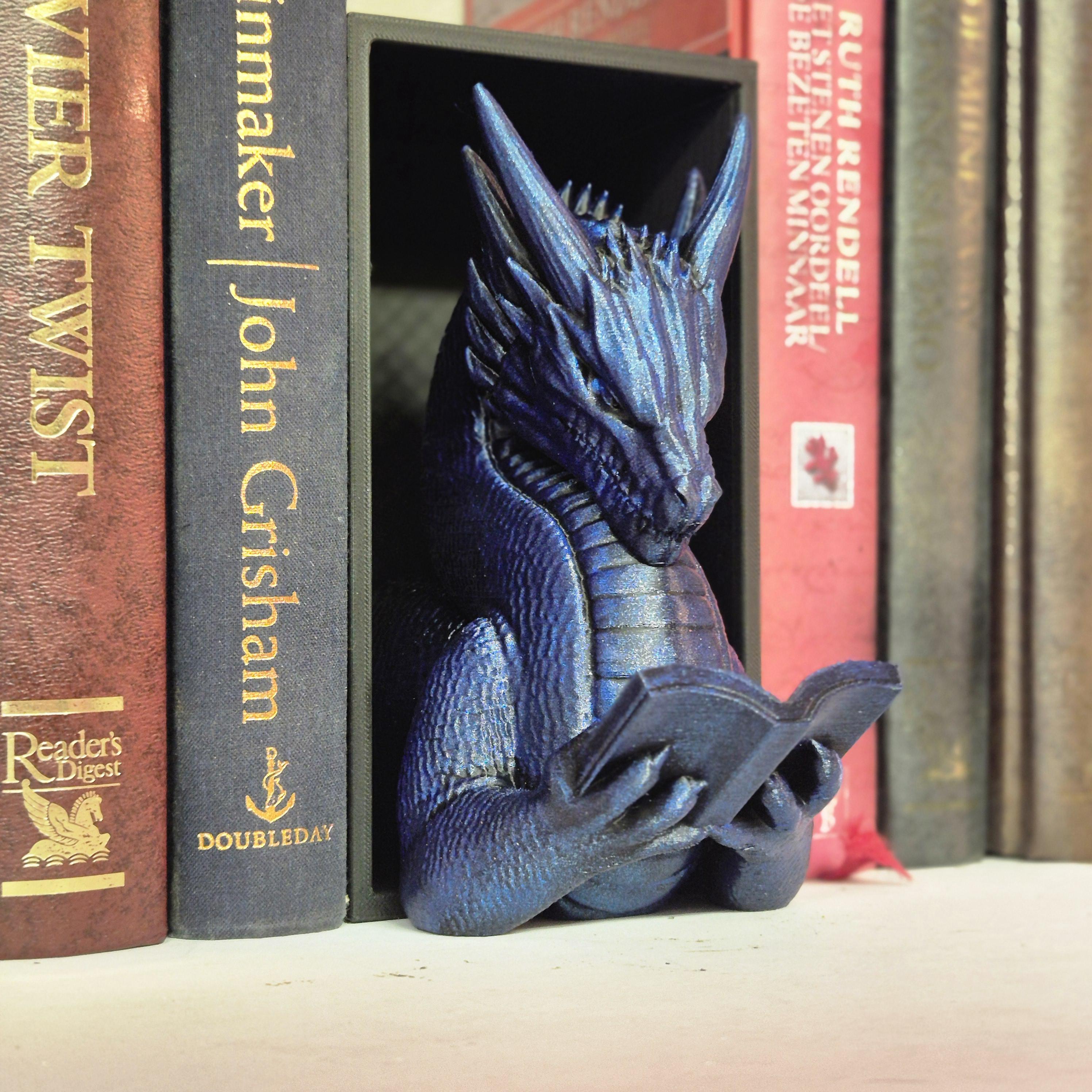Blue reading dragon book nook - fantasy bookshelf decor onyxstorm forthwing