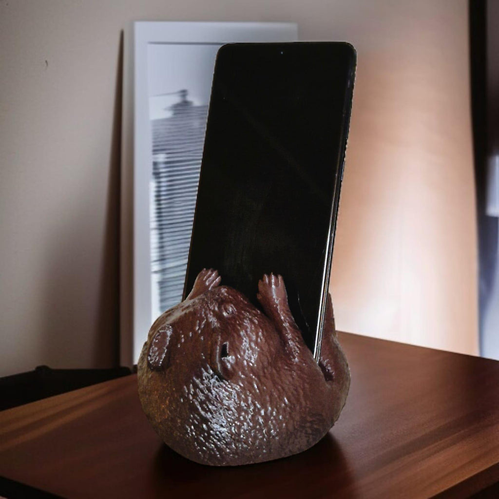 Adorable Hamster Phone Holder - The Cutest Way to Hold Your Phone!