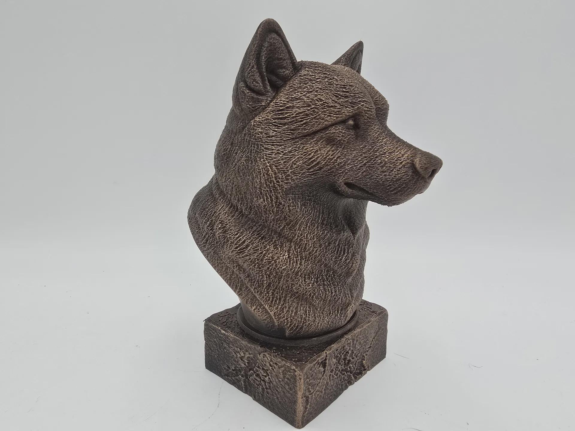 Bust of a alaskan malamute dog statue - home decor dog lover handpainted ornament