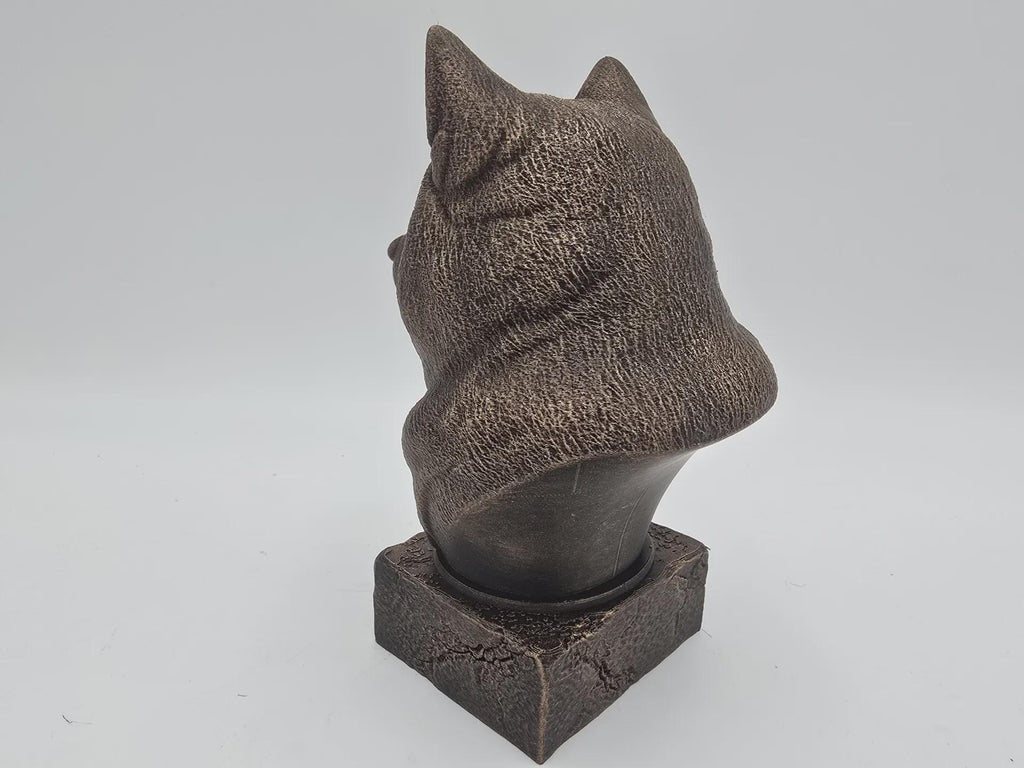 Bust of a alaskan malamute dog statue - home decor dog lover handpainted ornament