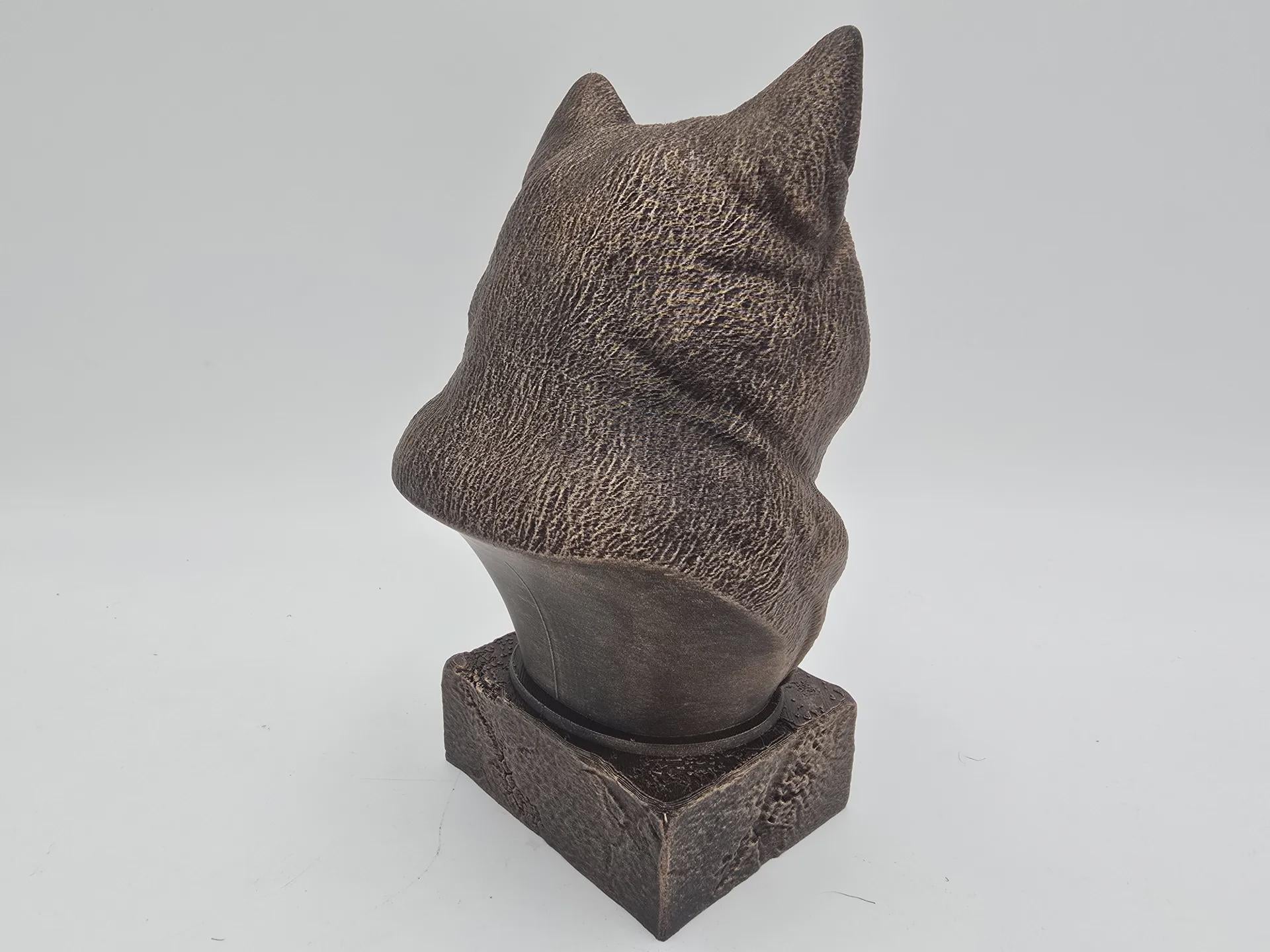 Bust of a alaskan malamute dog statue - home decor dog lover handpainted ornament