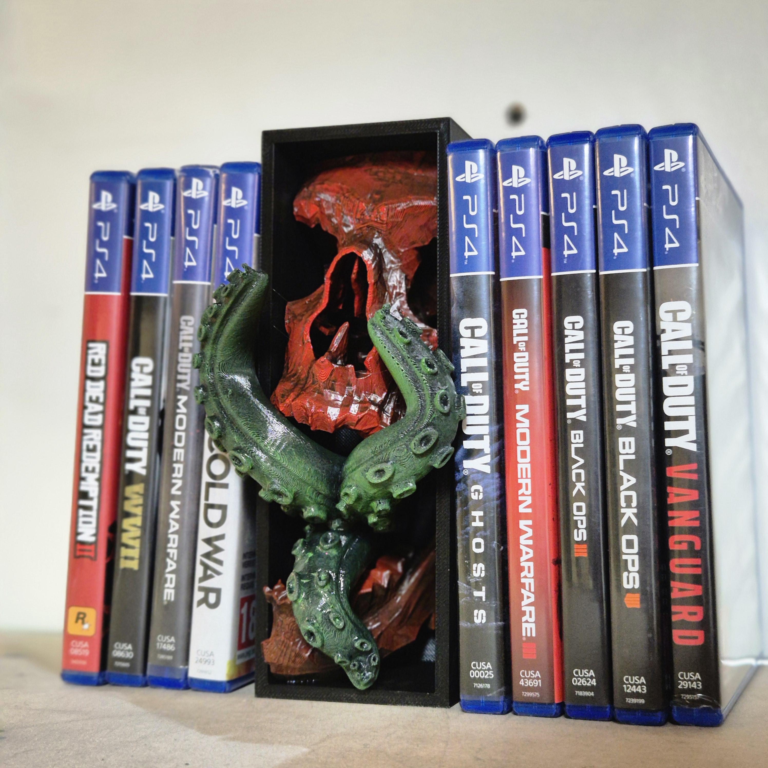 Bloody Skull with Tentacles Game Book Nook - A Must-Have for Gamers and Horror Enthusiasts