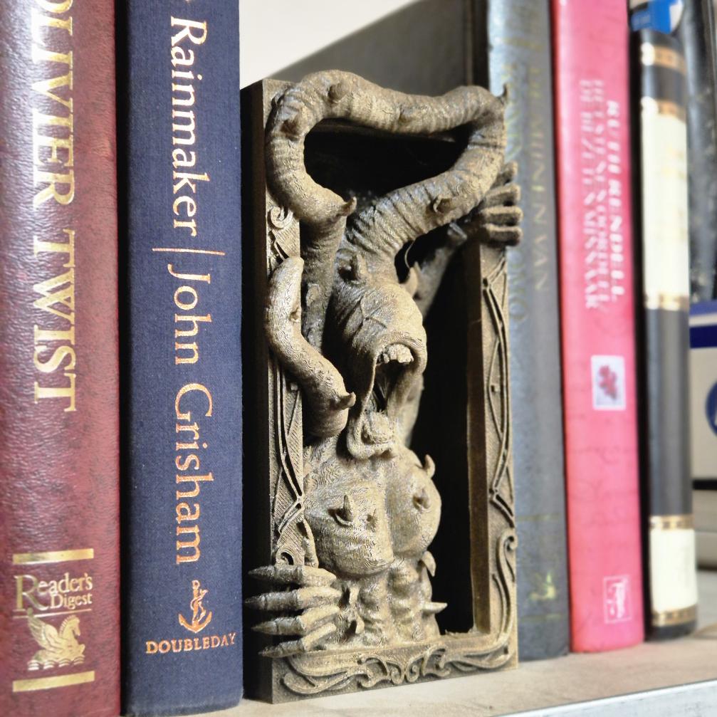 Nyanpotech Book Nook - 3D Printed Sci-Fi Decor