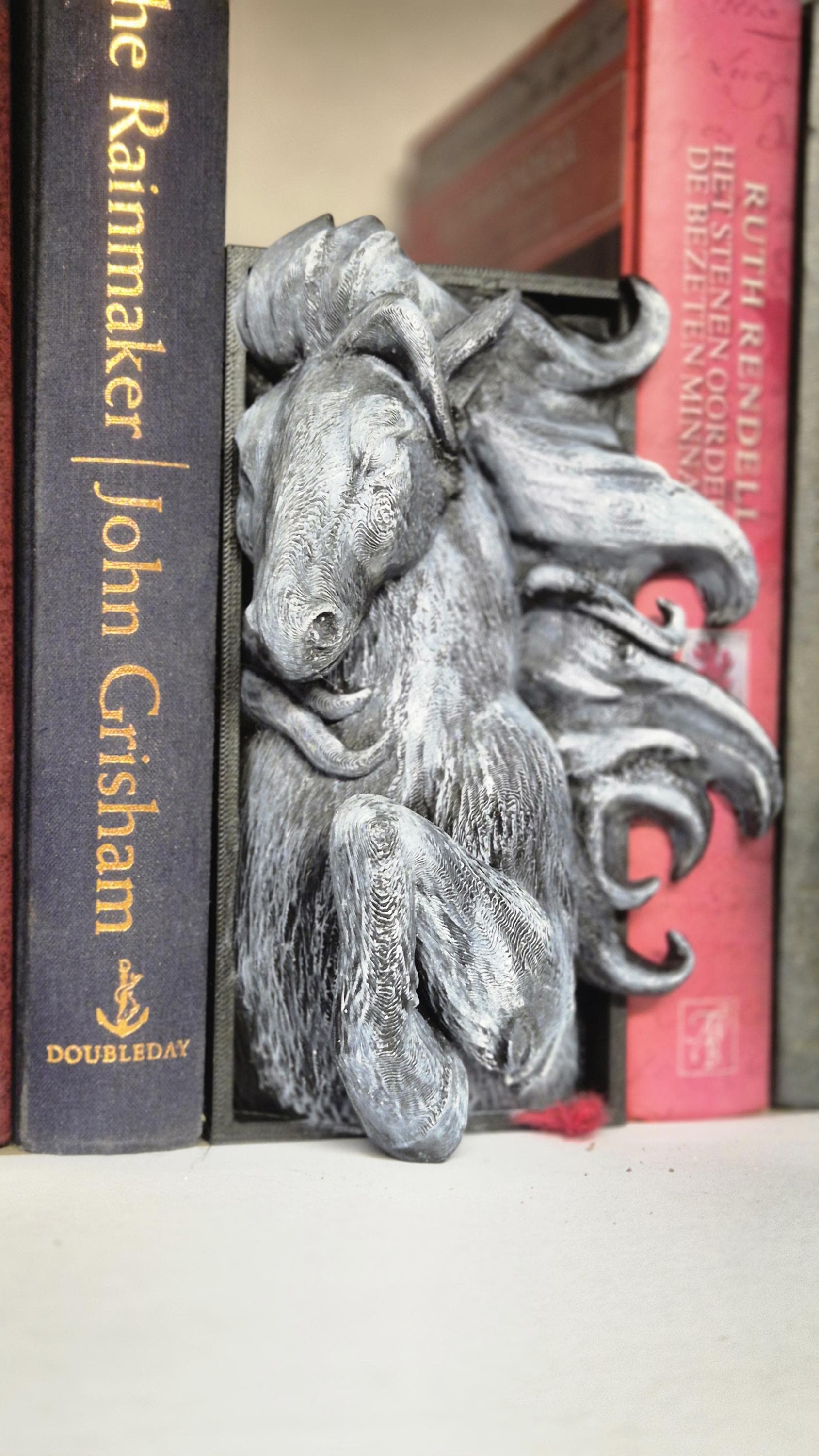 Book nook black and white horse - bookshelf decor