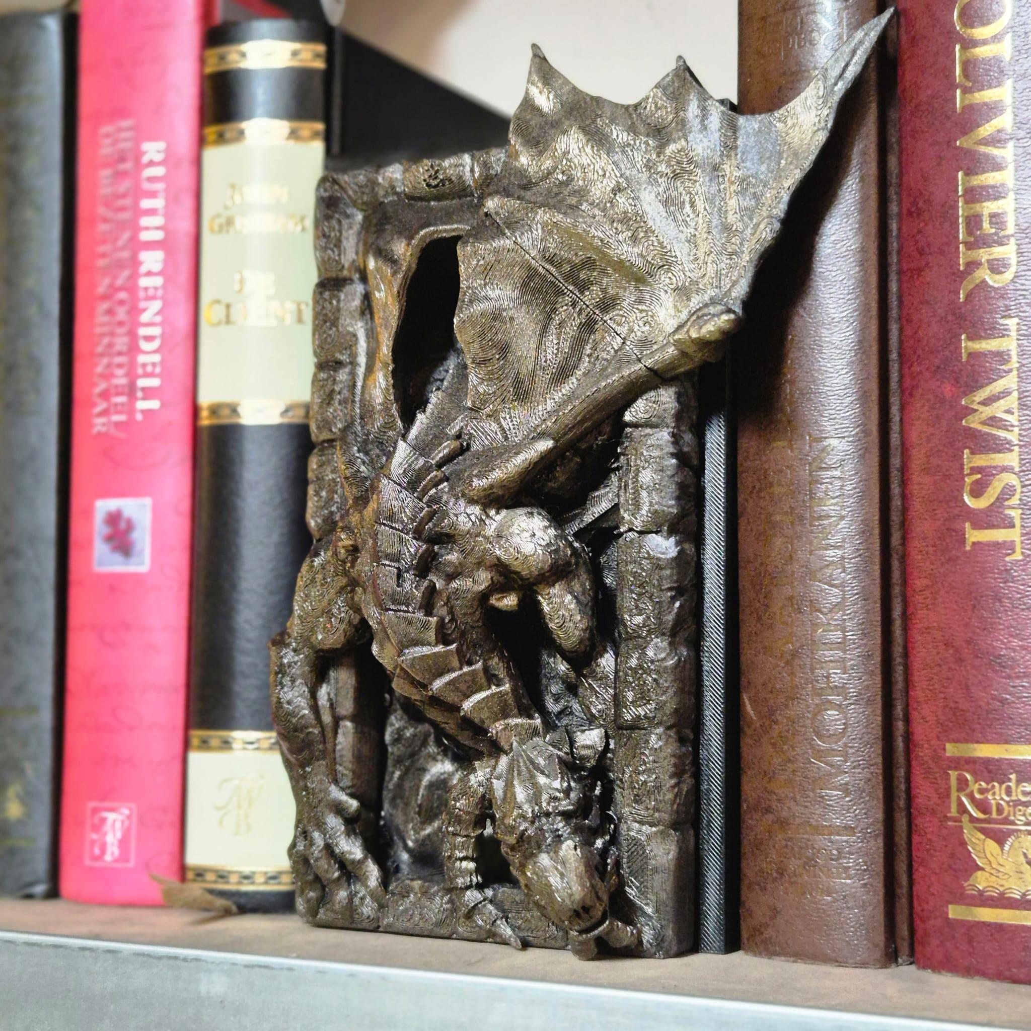 Dragon Adventure Book Nook - Climbing the Wall of Fantasy